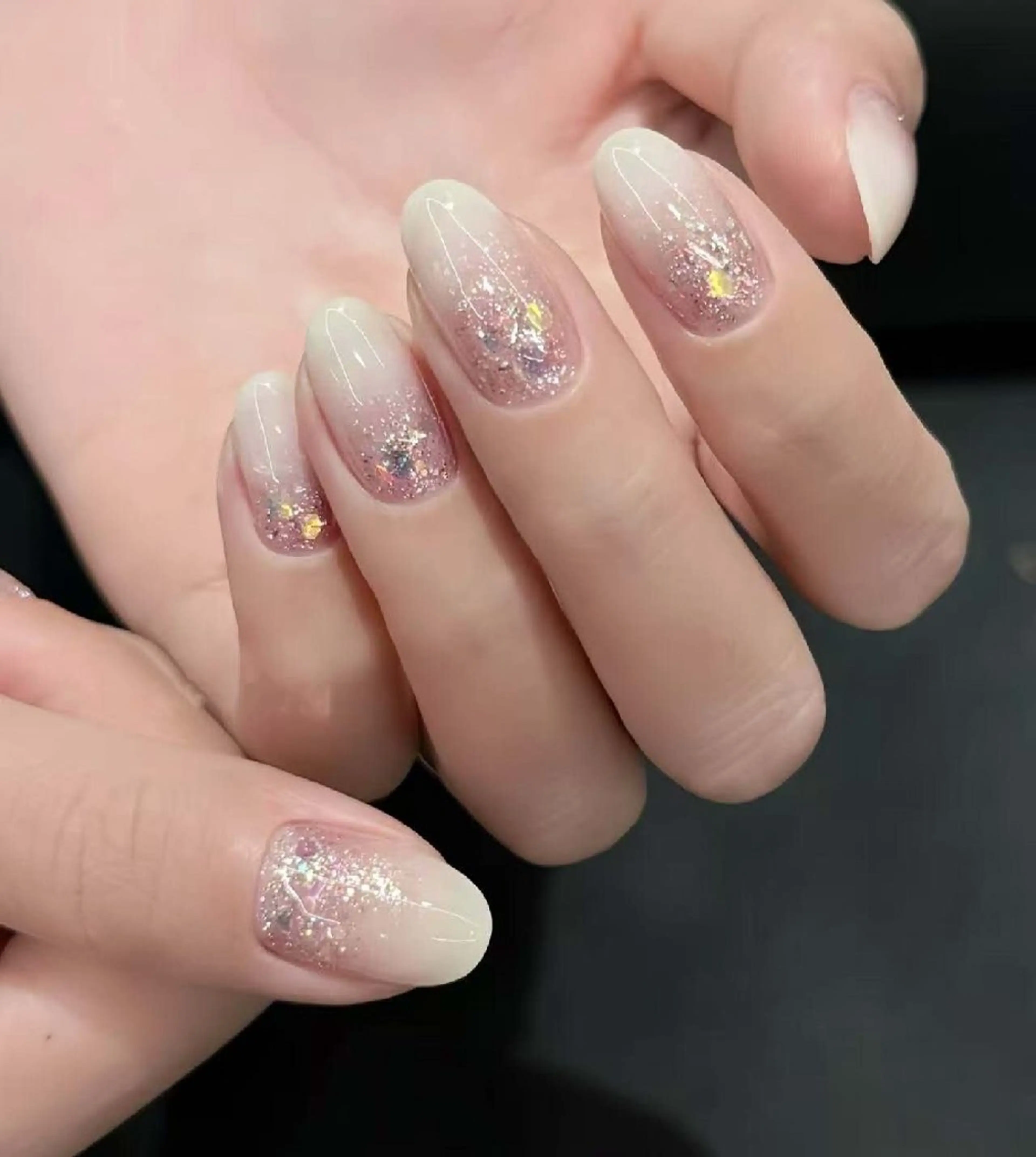 【HAND】星屑輝きラメ×からグラ☆最高級の定額ネイルの写真