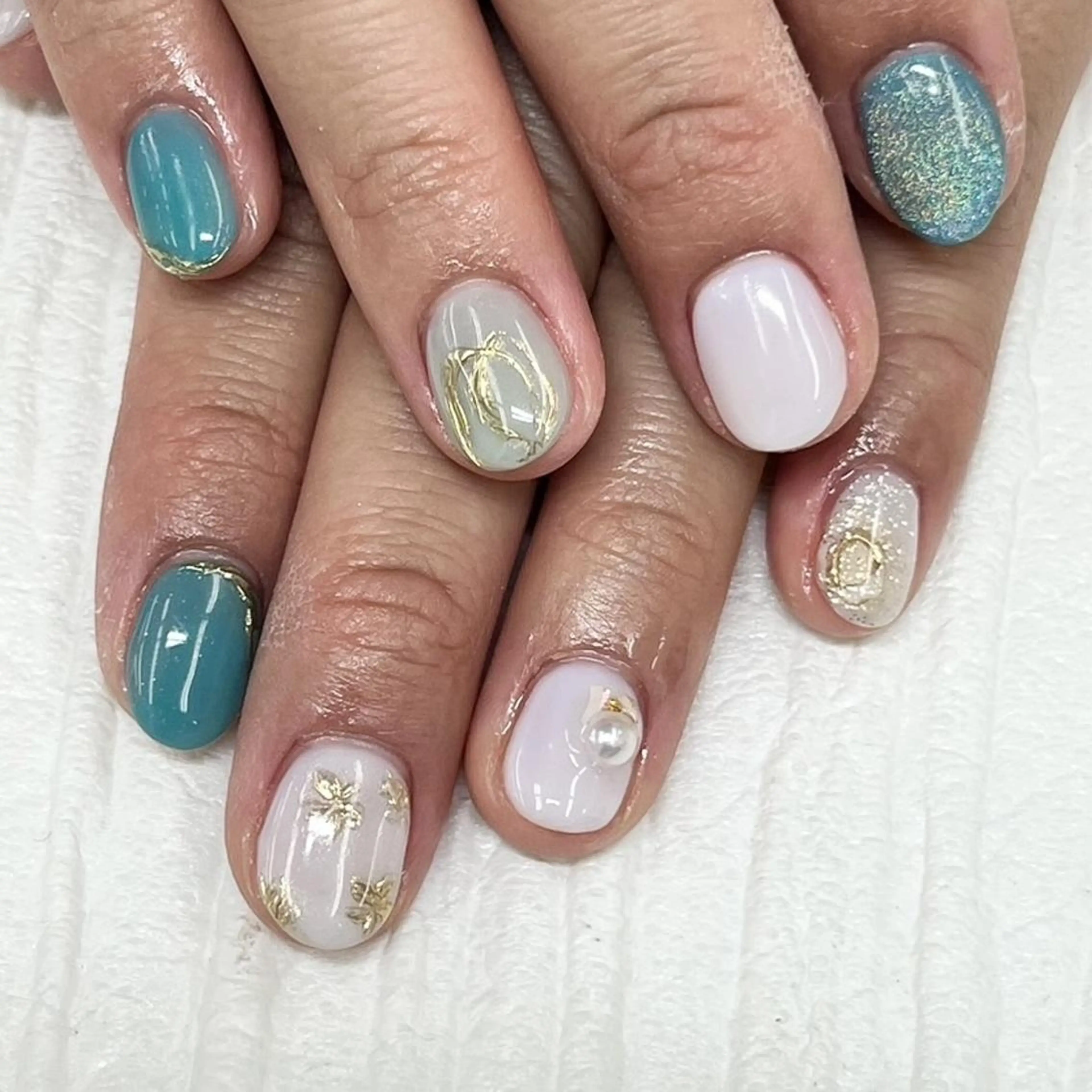 ネイル Nail salon Honey Beeのネイルデザイン
