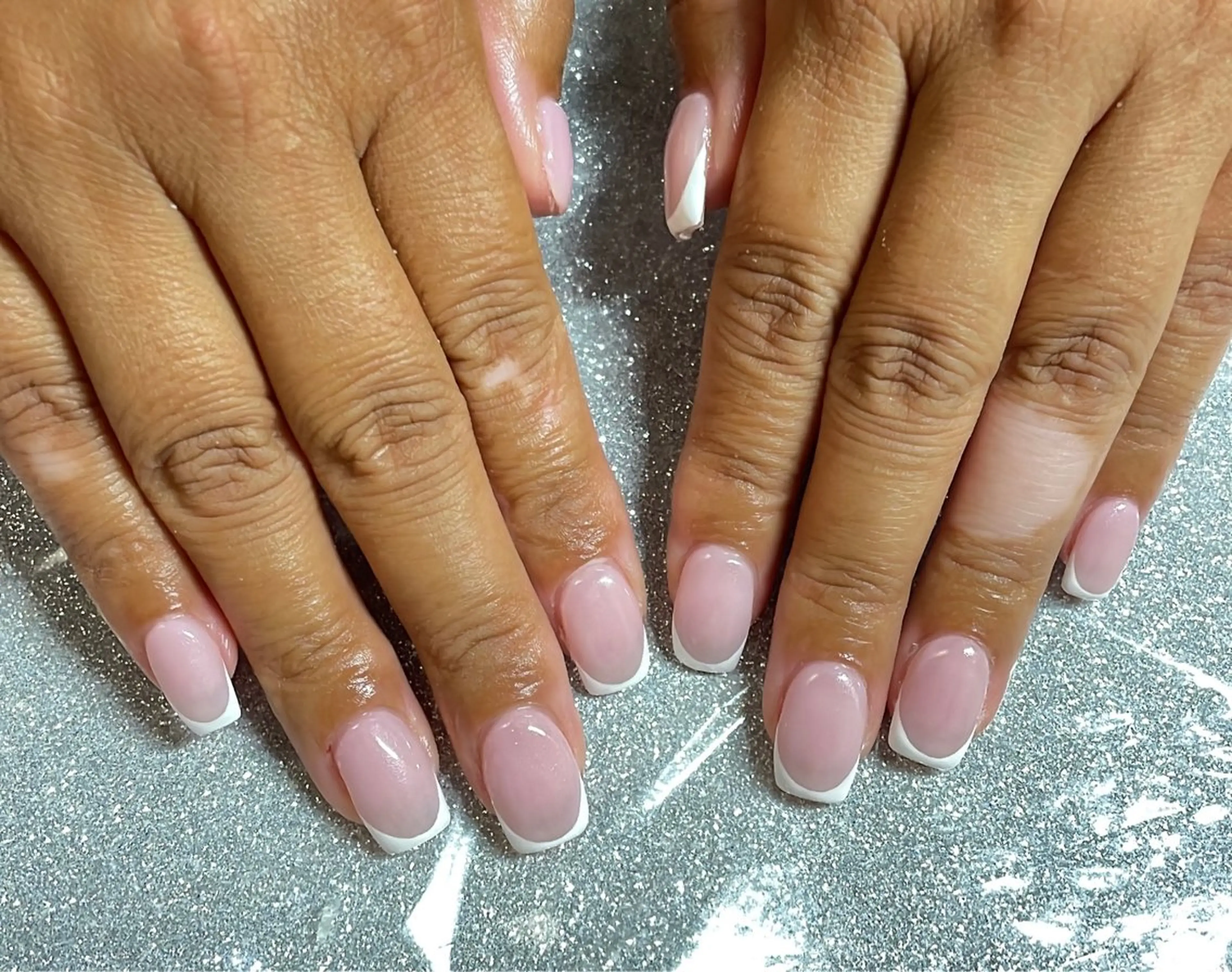 ネイル ハンドネイル VIERU 🌈🎀💖のネイルデザイン