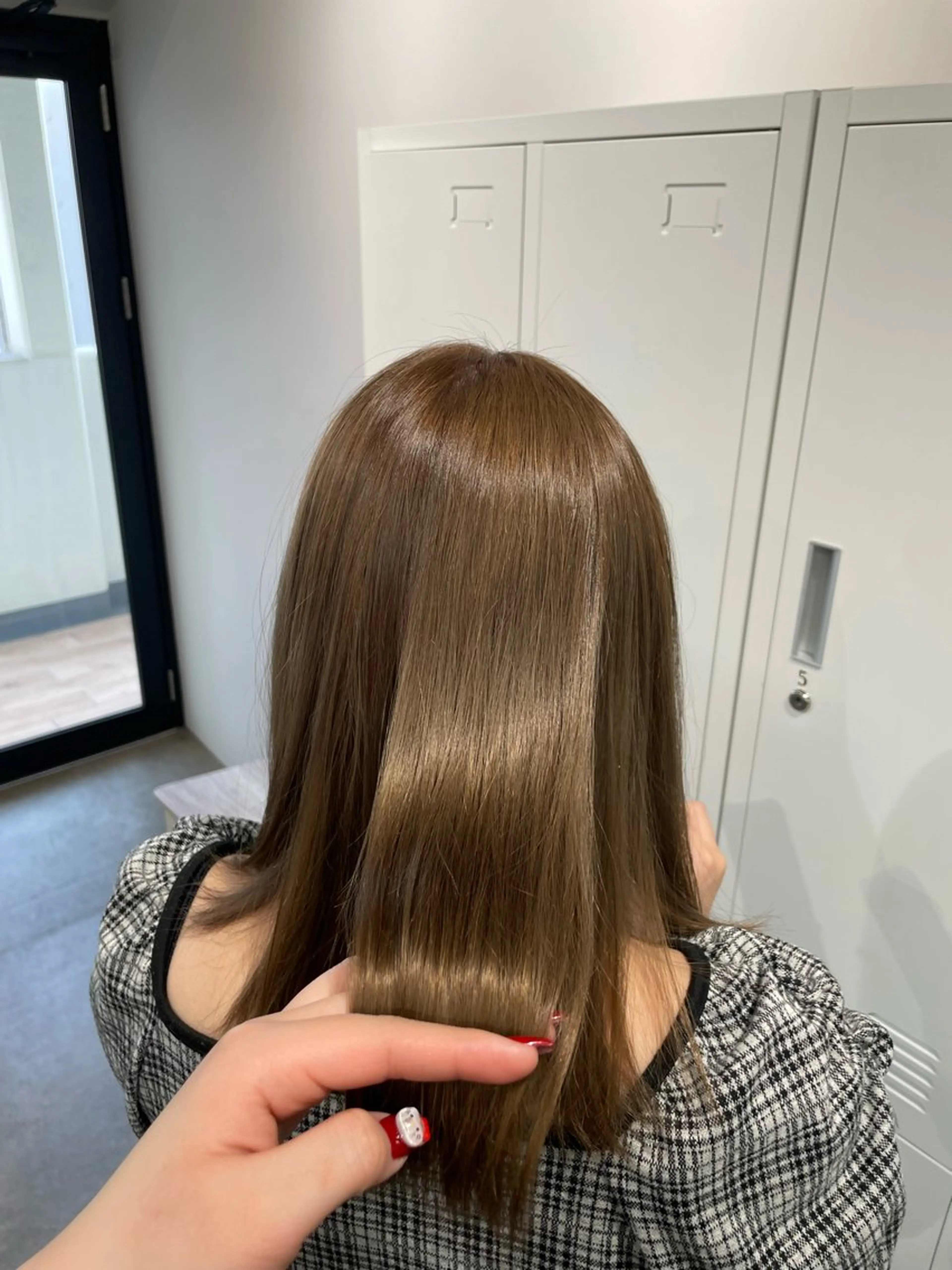 ミディアム REINA ISHIDOのヘアスタイル