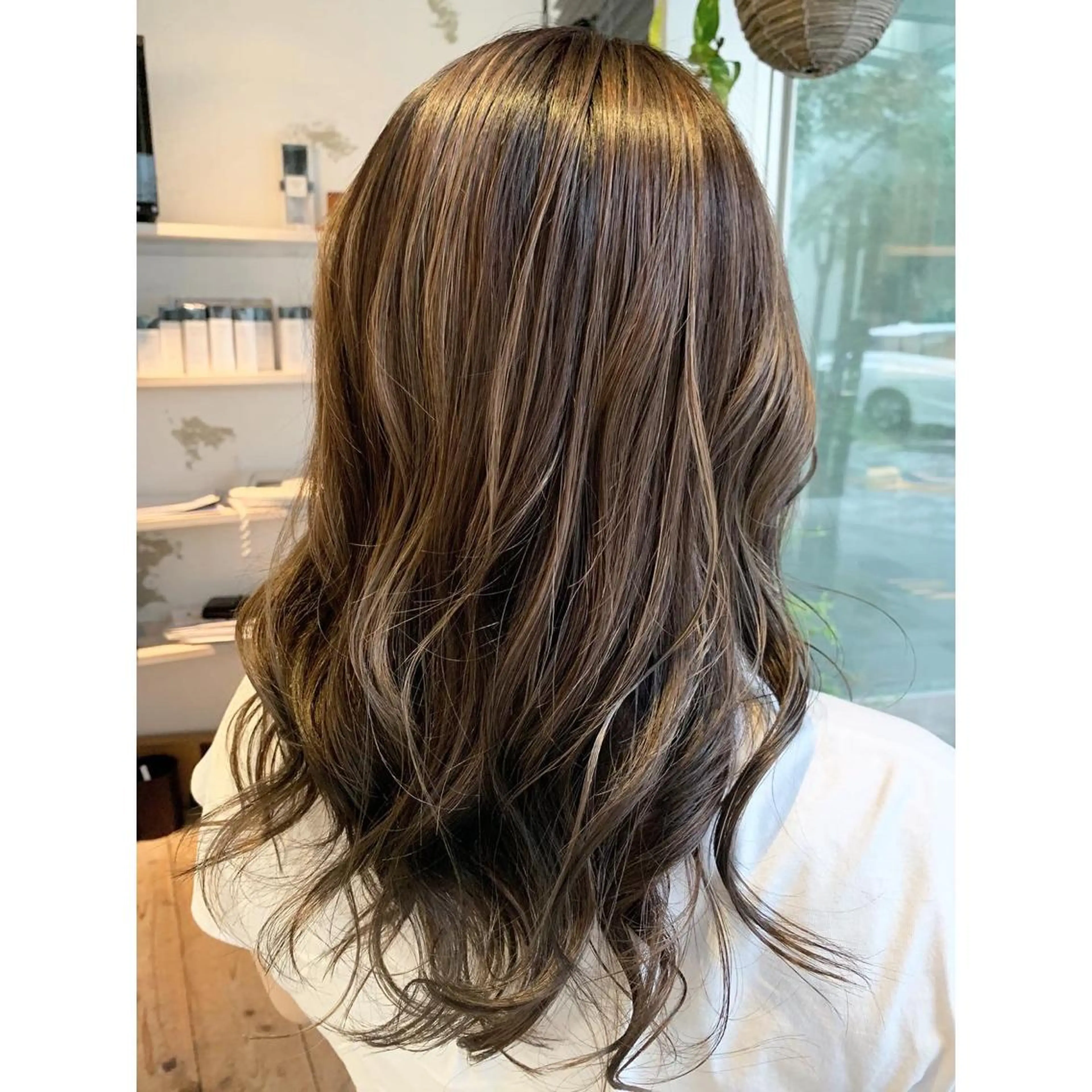 ロング カラー カット ヘアカラー fio マナミのヘアスタイル
