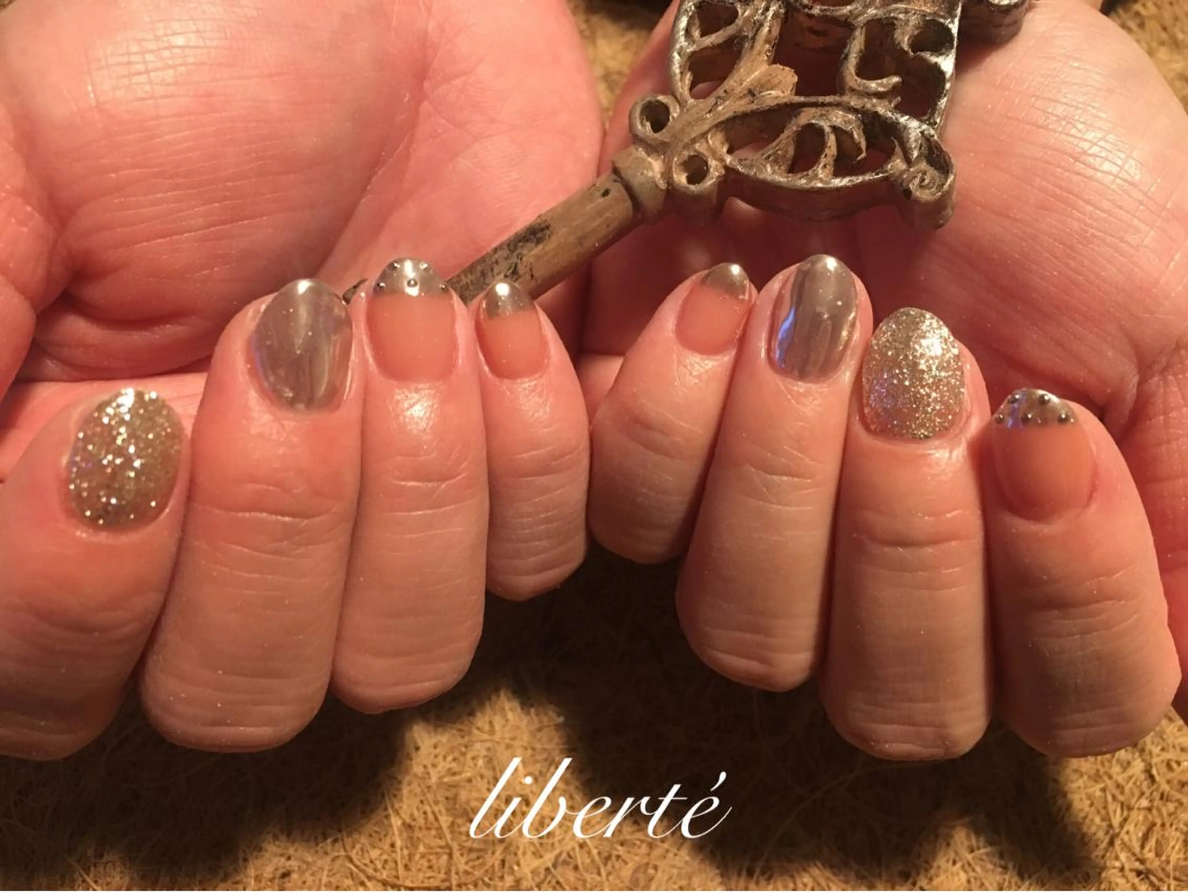 ネイル liberté (リベルテ)のネイルデザイン