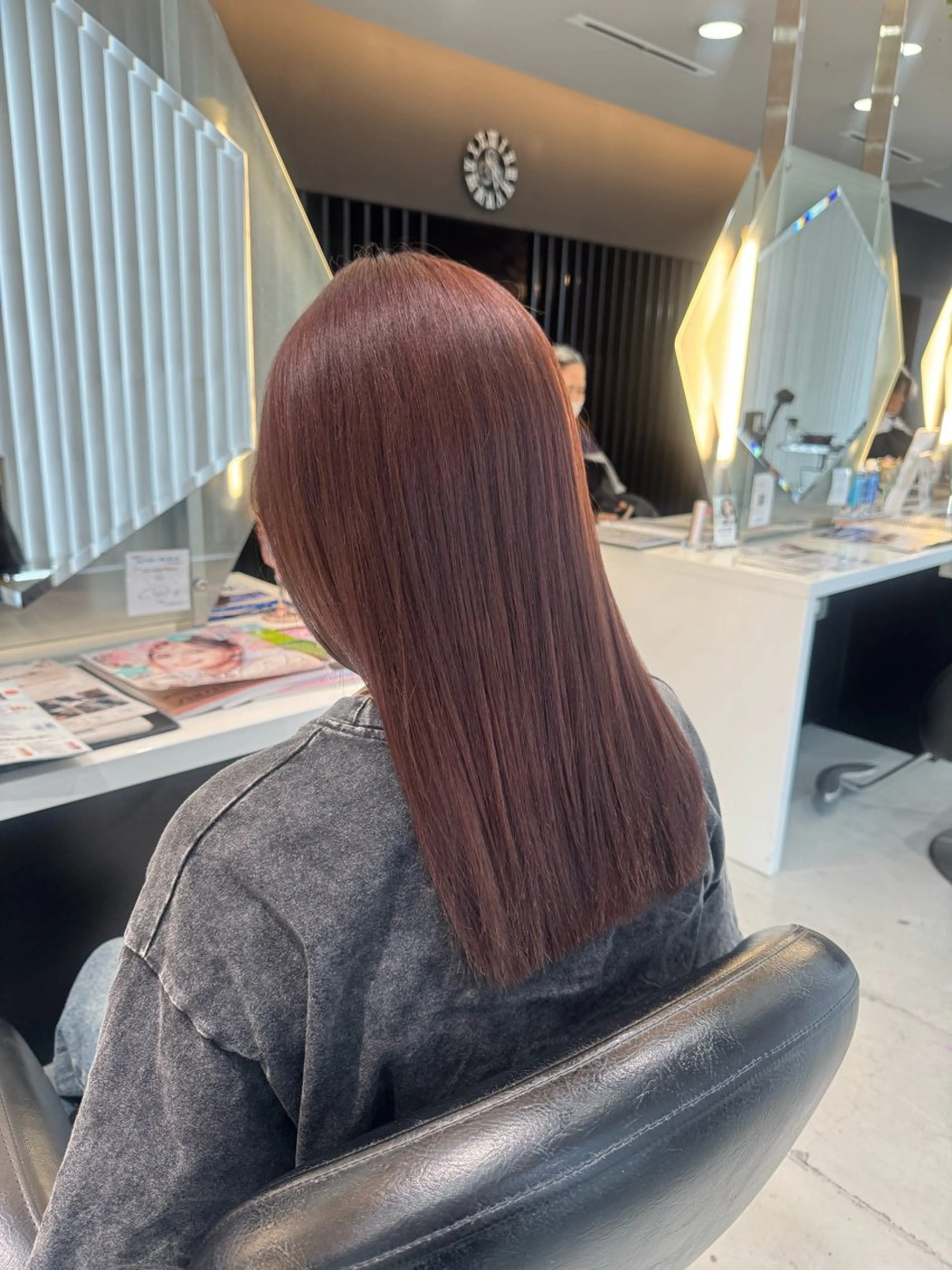 セミロング カット ヘアカラー トリートメント 縮毛矯正/似合わせ カラーリスト/miuのヘアスタイル