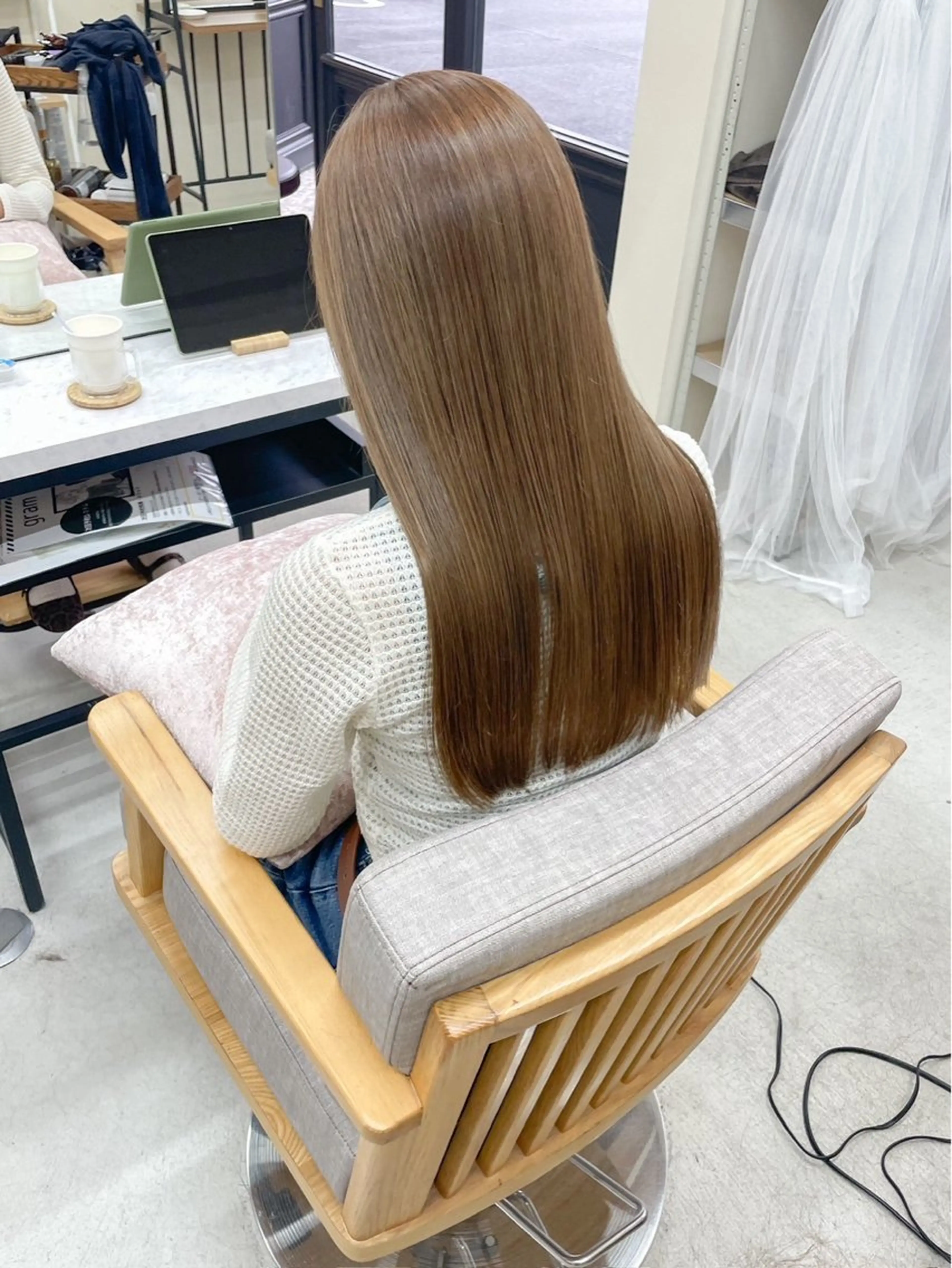 ロング 市川 陽菜のヘアスタイル