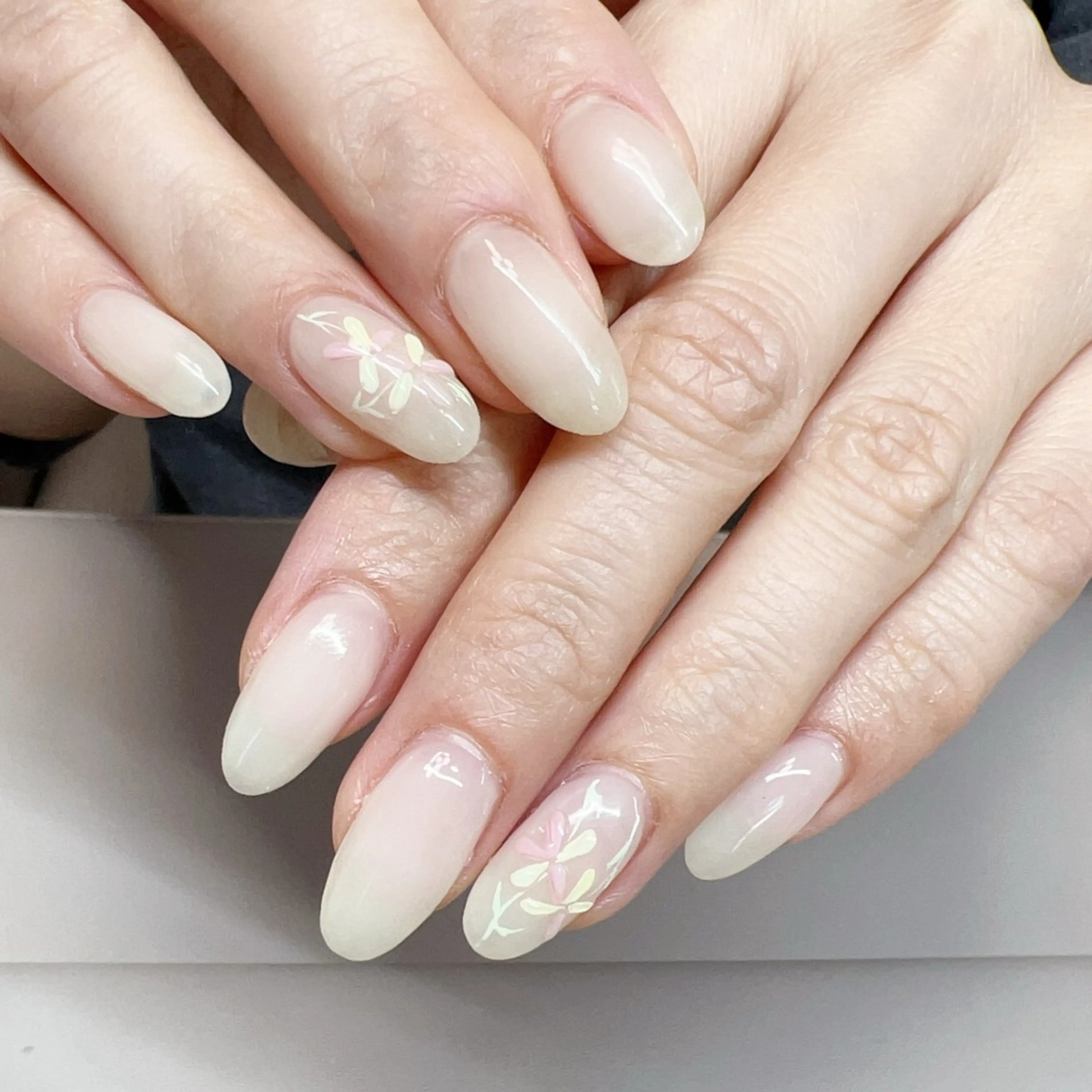 ネイル アニマル柄 アートネイル オーロラネイル べっ甲ネイル ブラウン ハンドネイル Rika Nail ellaのネイルデザイン