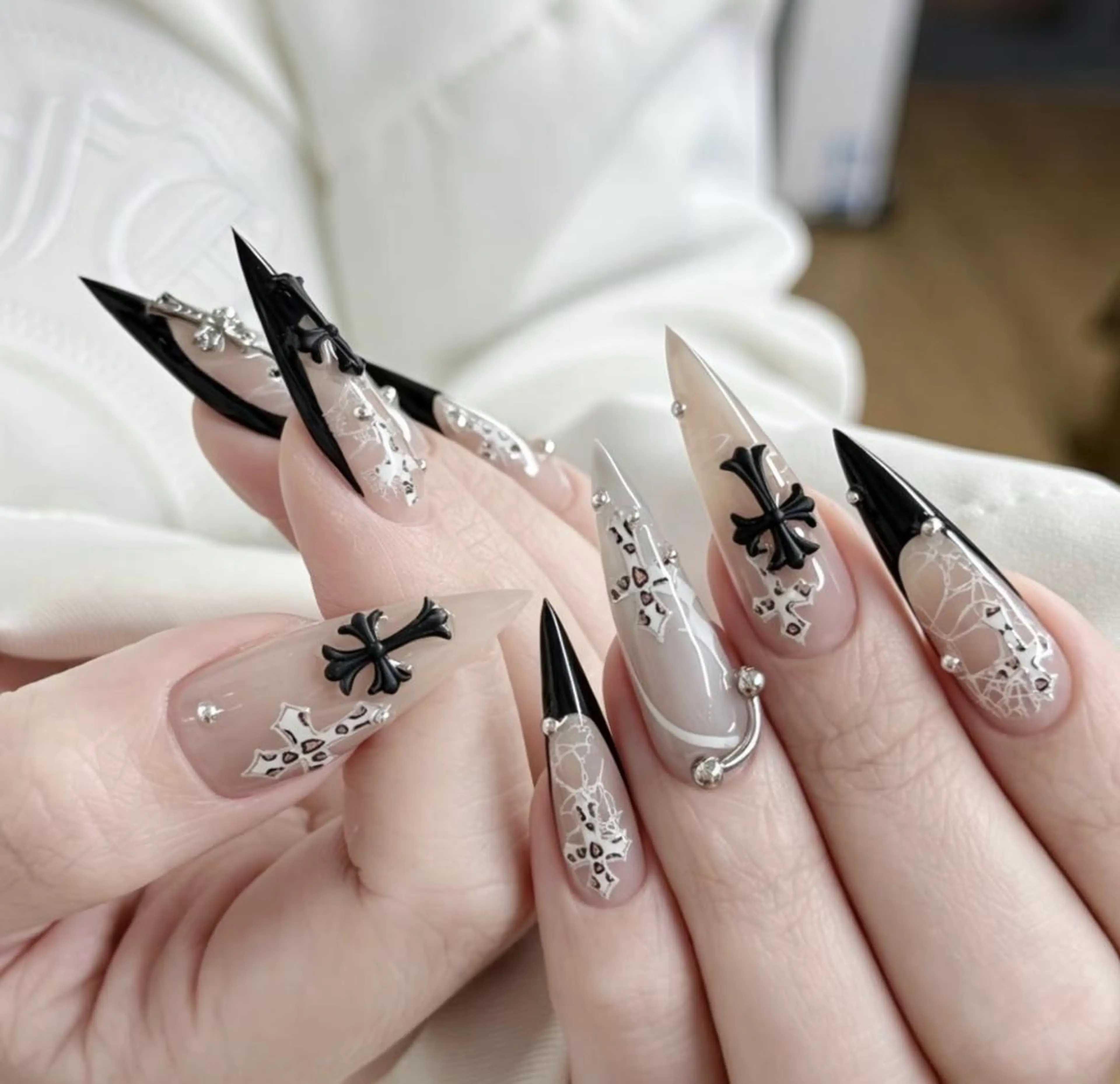 ネイル ハンドネイル エリ🫧 nail池袋東口のネイルデザイン