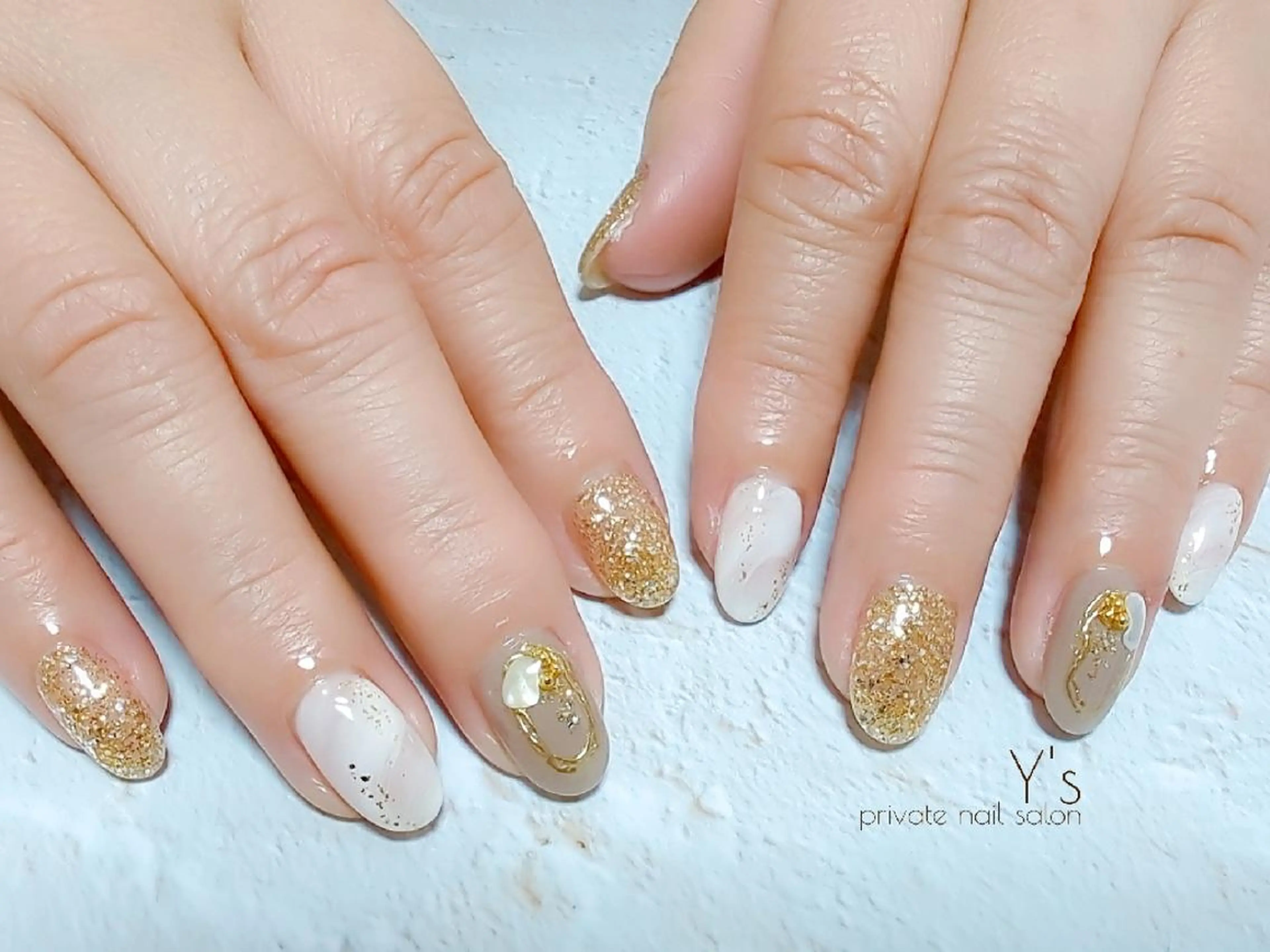 ネイル ハンドネイル YUMI NAGAI  のネイルデザイン