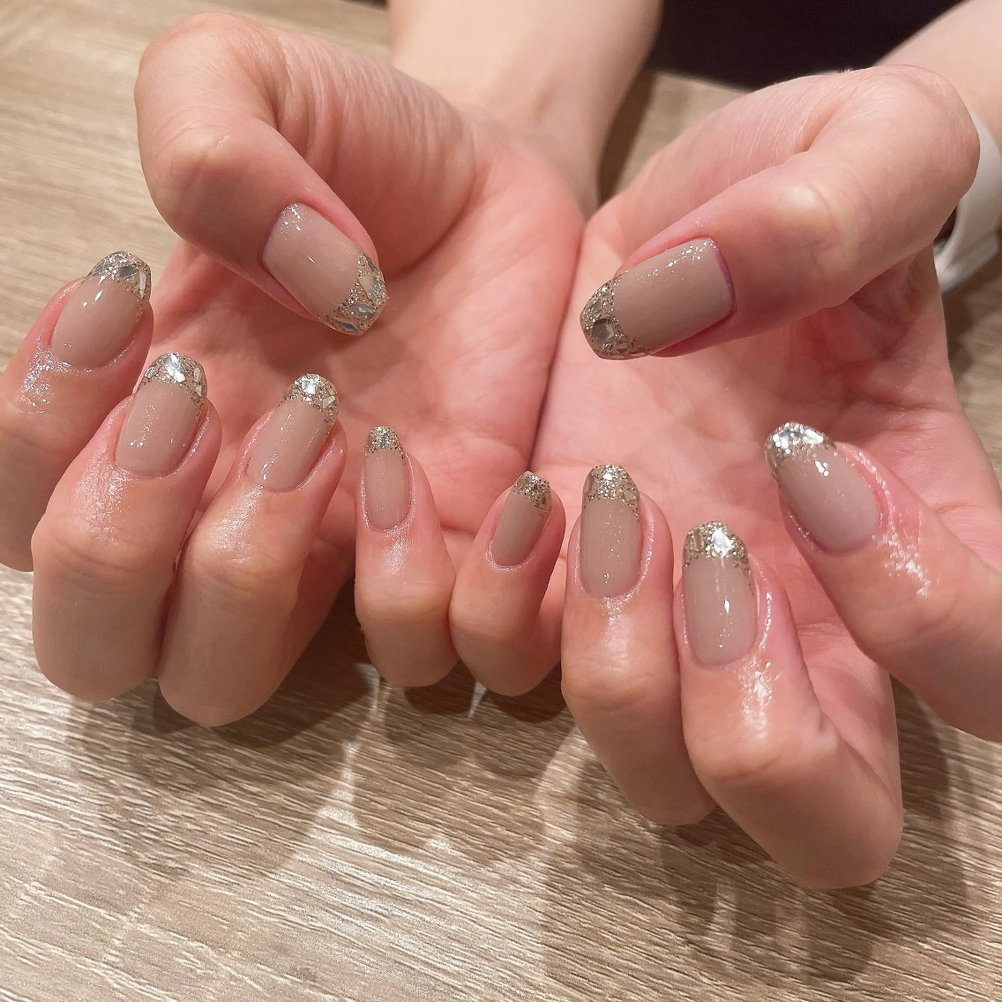 ネイル フレンチネイル ガラスフレンチ liberté所属・liberté🫧 新小岩のネイルデザイン