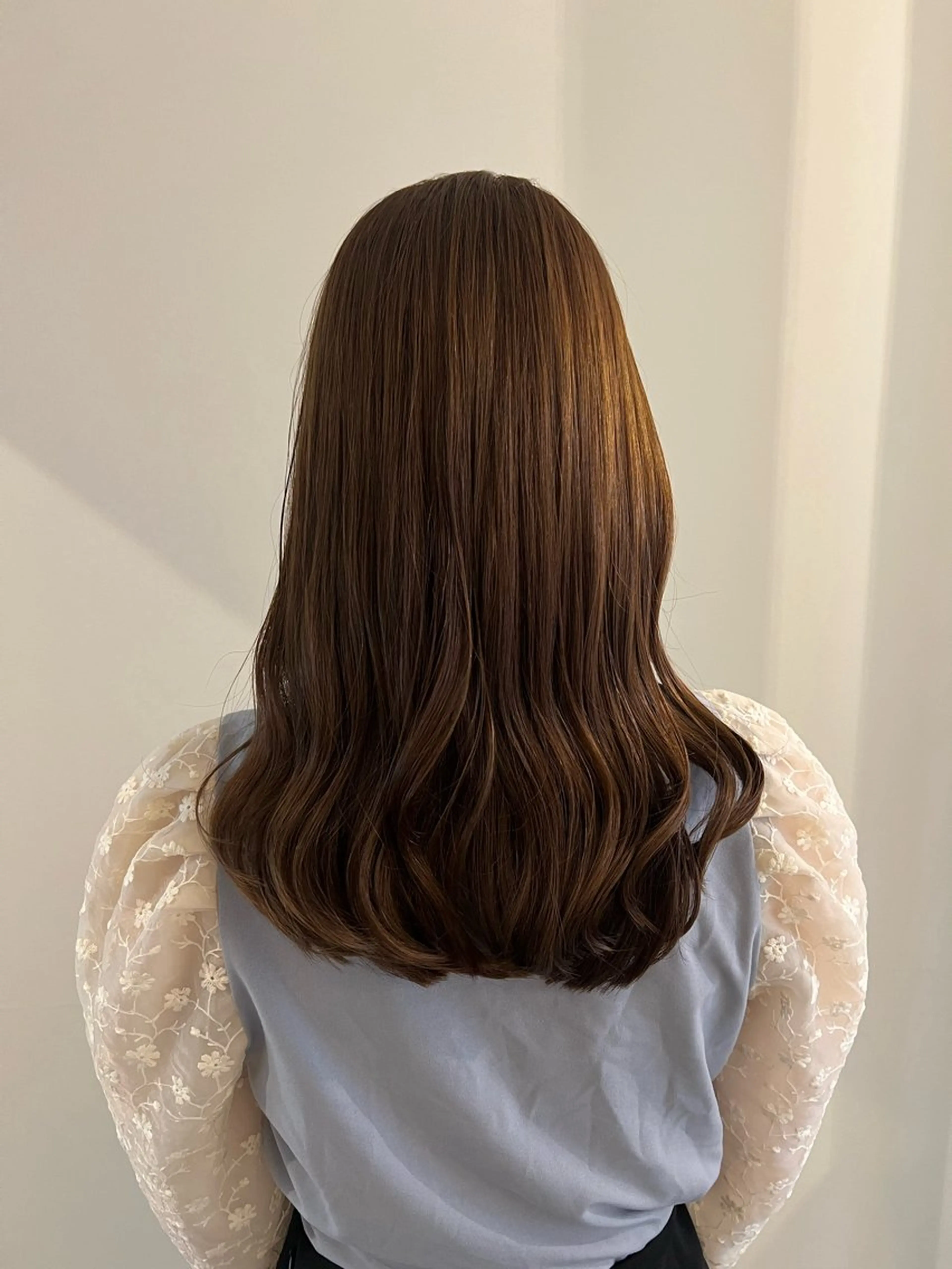 ロング カラー ベージュカラー ヘアカラー トリートメント 工藤 梨花のヘアスタイル