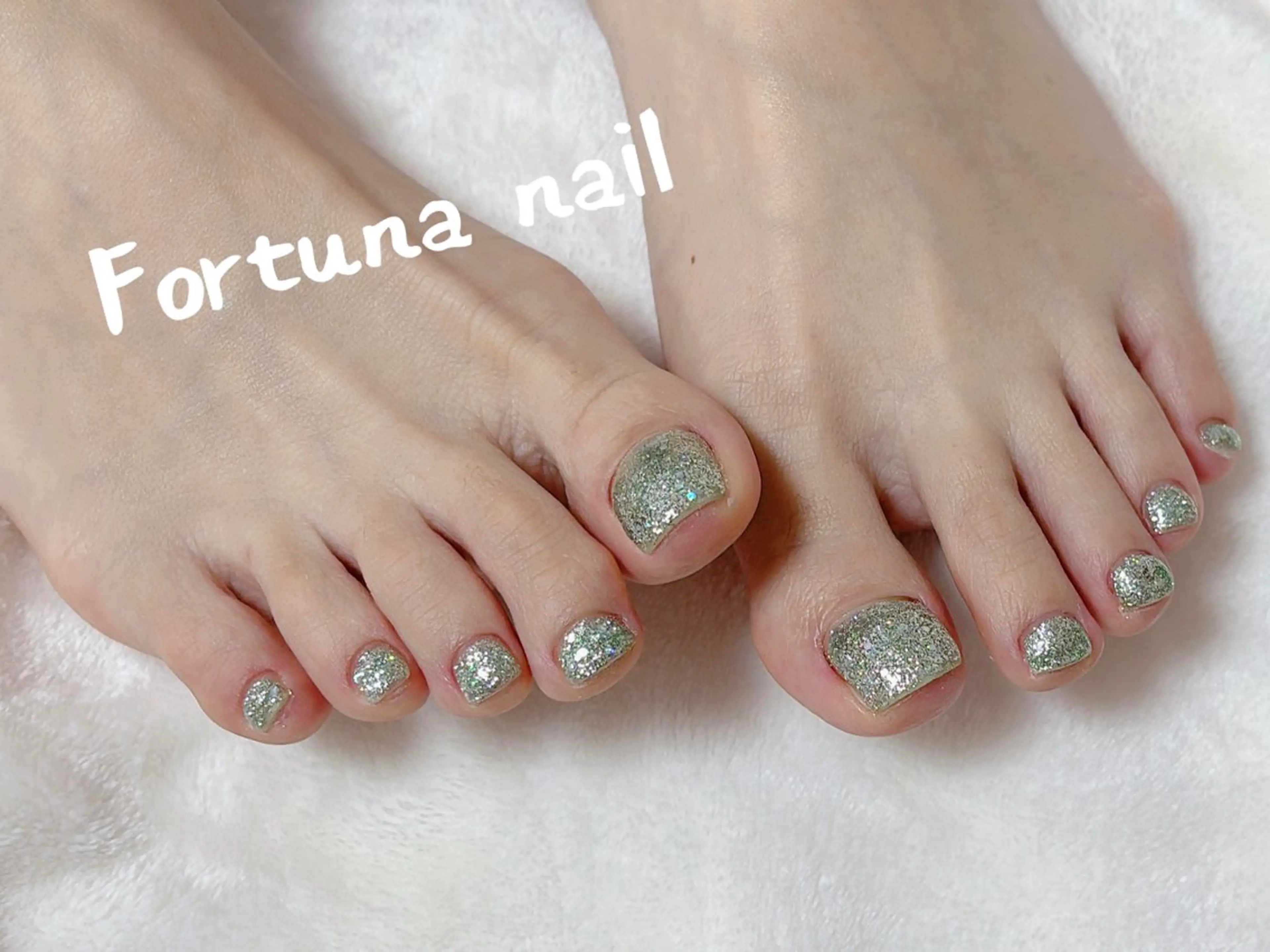 ネイル フットネイル Nail •Head スパFortunaのネイルデザイン