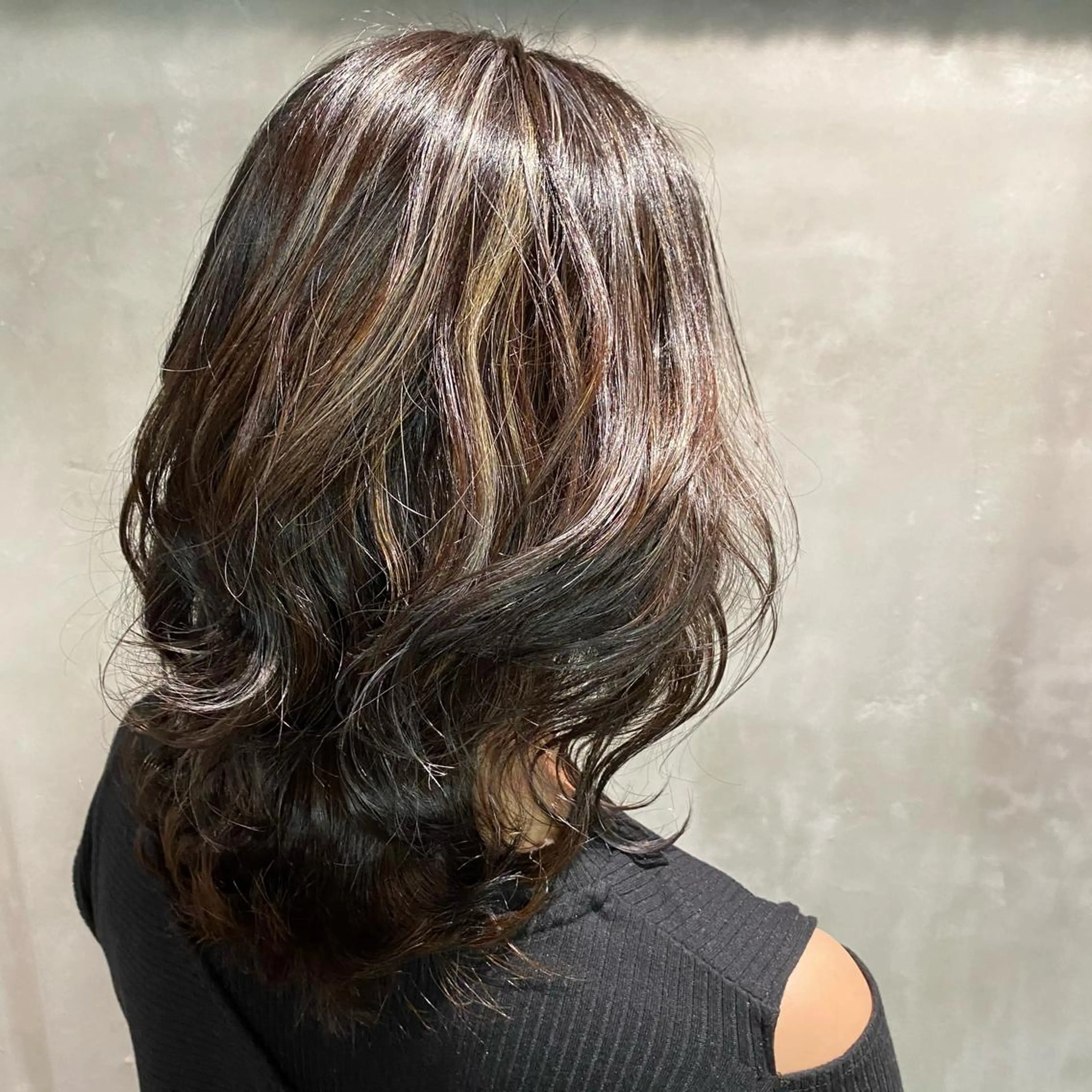 ミディアム カラー MIKU🌿 ネイル&まつげパーマのマツエク・マツパデザイン