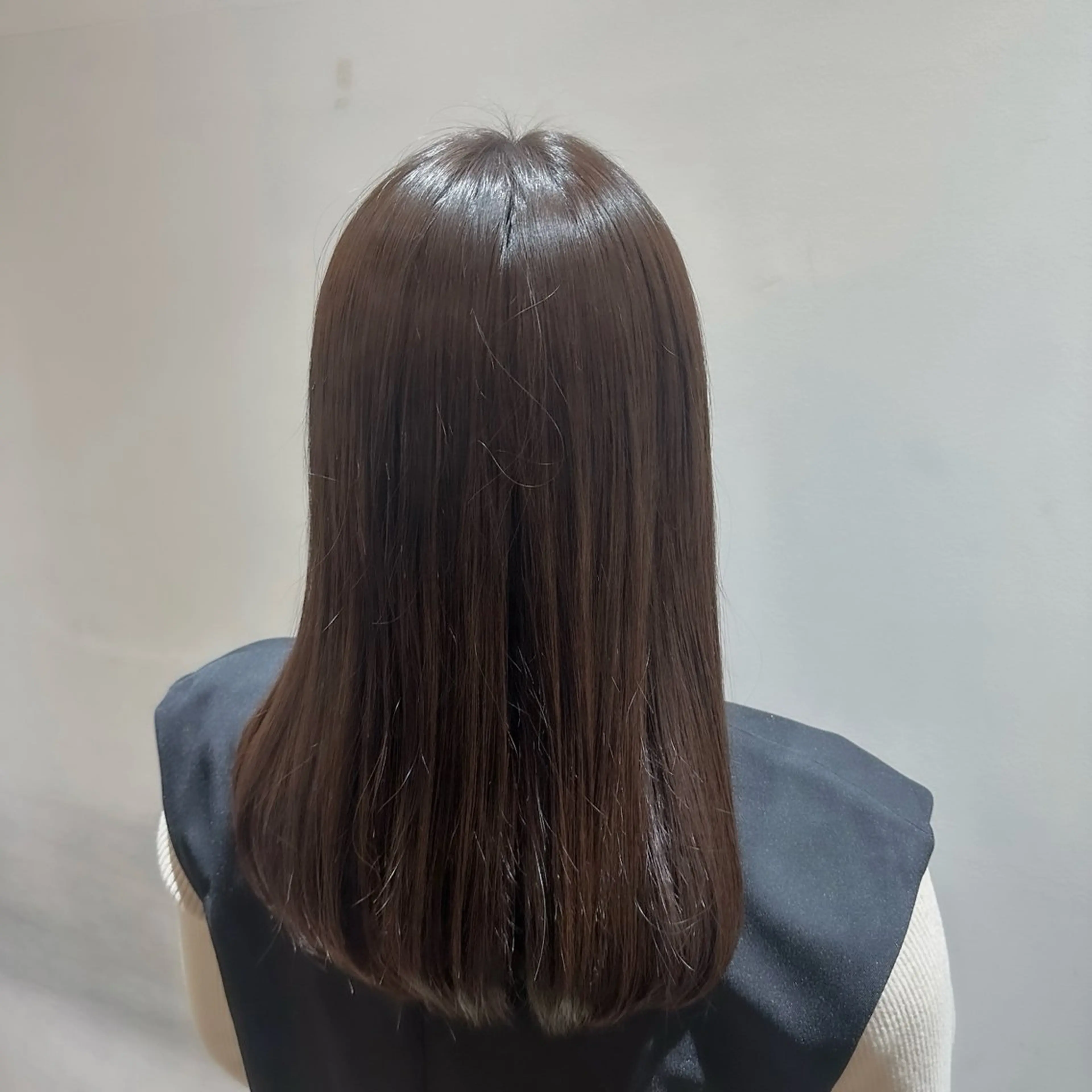セミロング カラー いまじゅく あおいのヘアスタイル