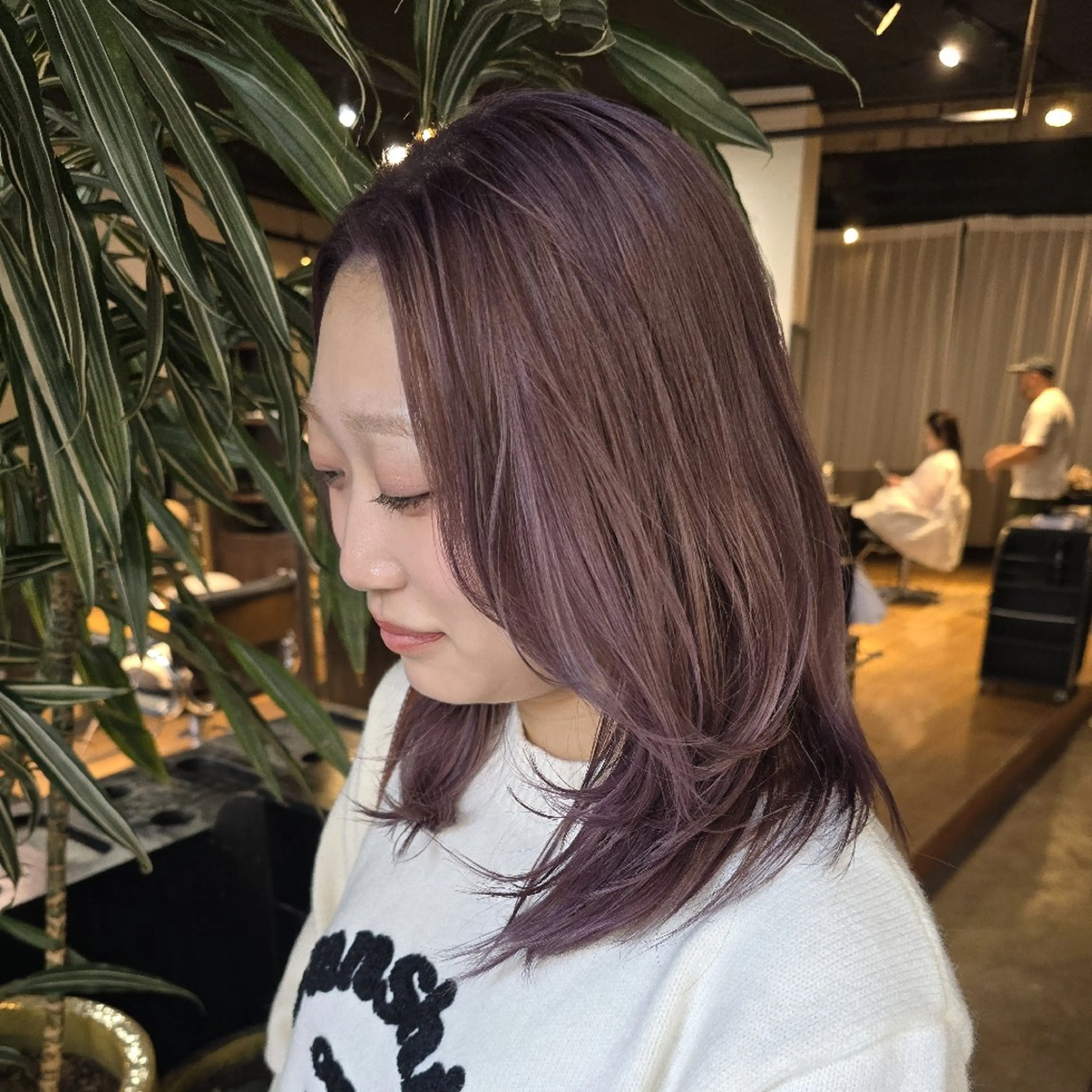 セミロング カラー ブリーチ ハヤシ マユ ✂ 府中美容室のヘアスタイル