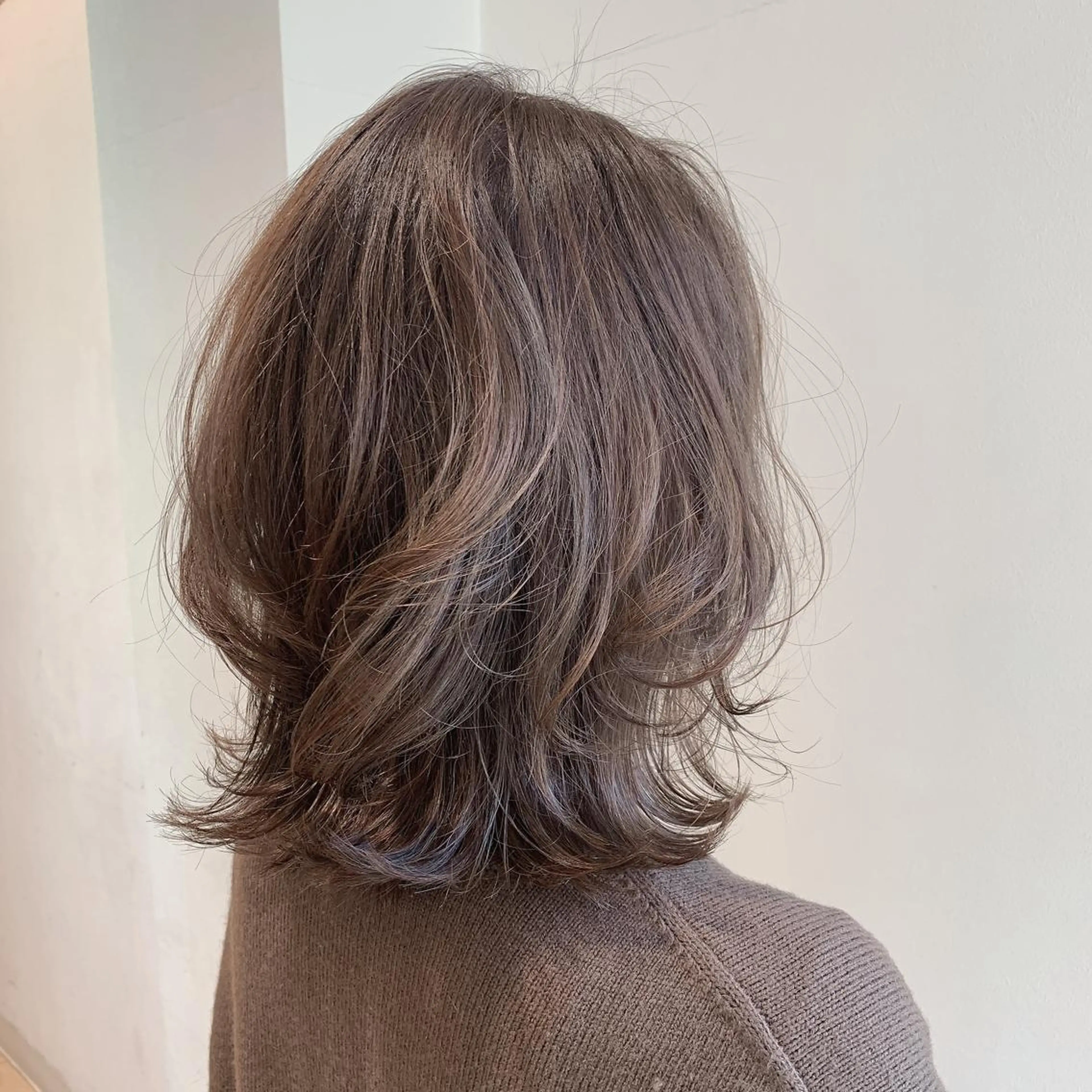 ミディアム カラー hair salon mtm所属・🕊mtm🫧梅田/ 定額制/透明感/艶髪のヘアスタイル