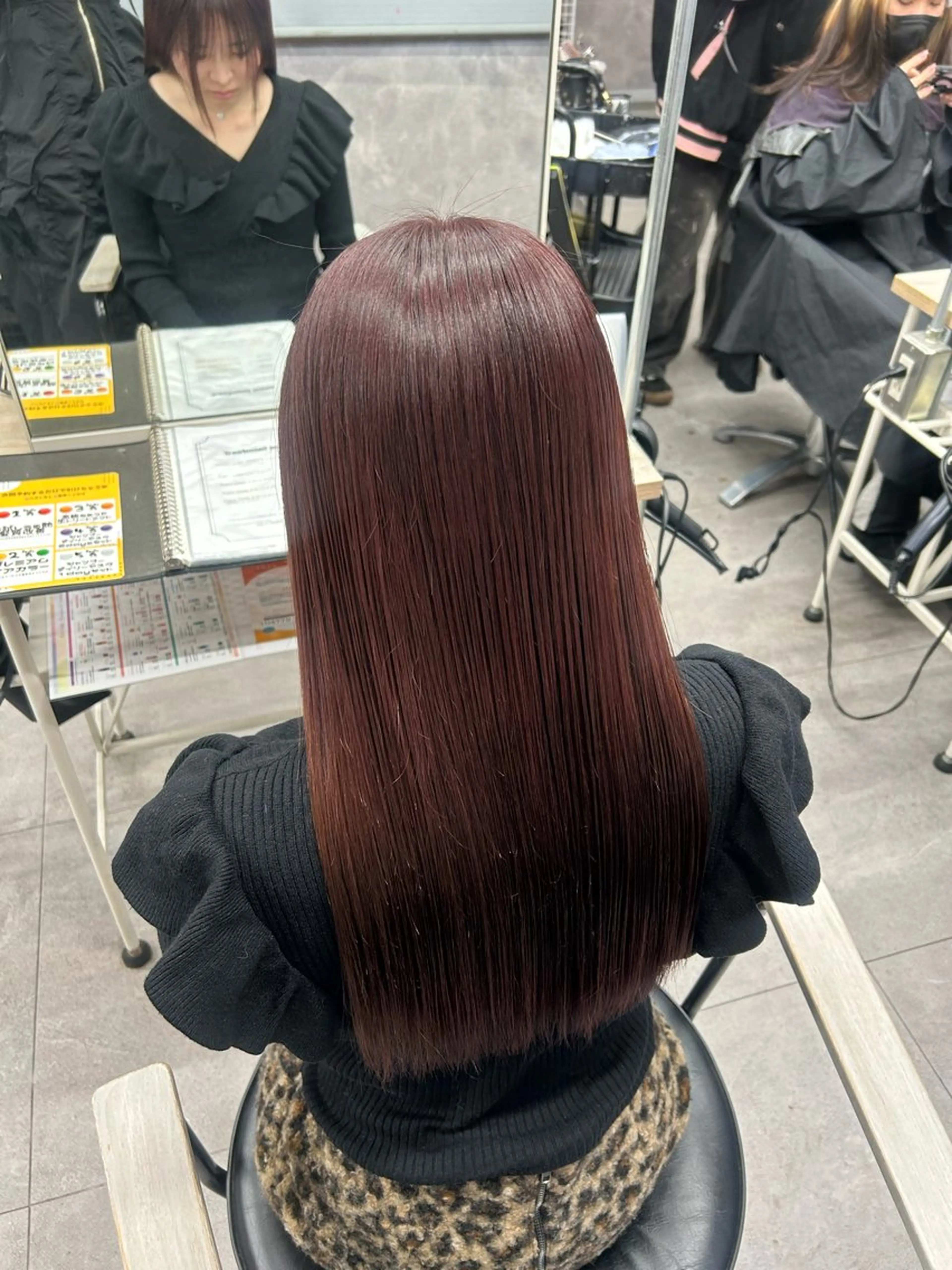 ロング カラー ヘアカラー トリートメント 暖色カラー🪷 オタク美容師🎶のヘアスタイル