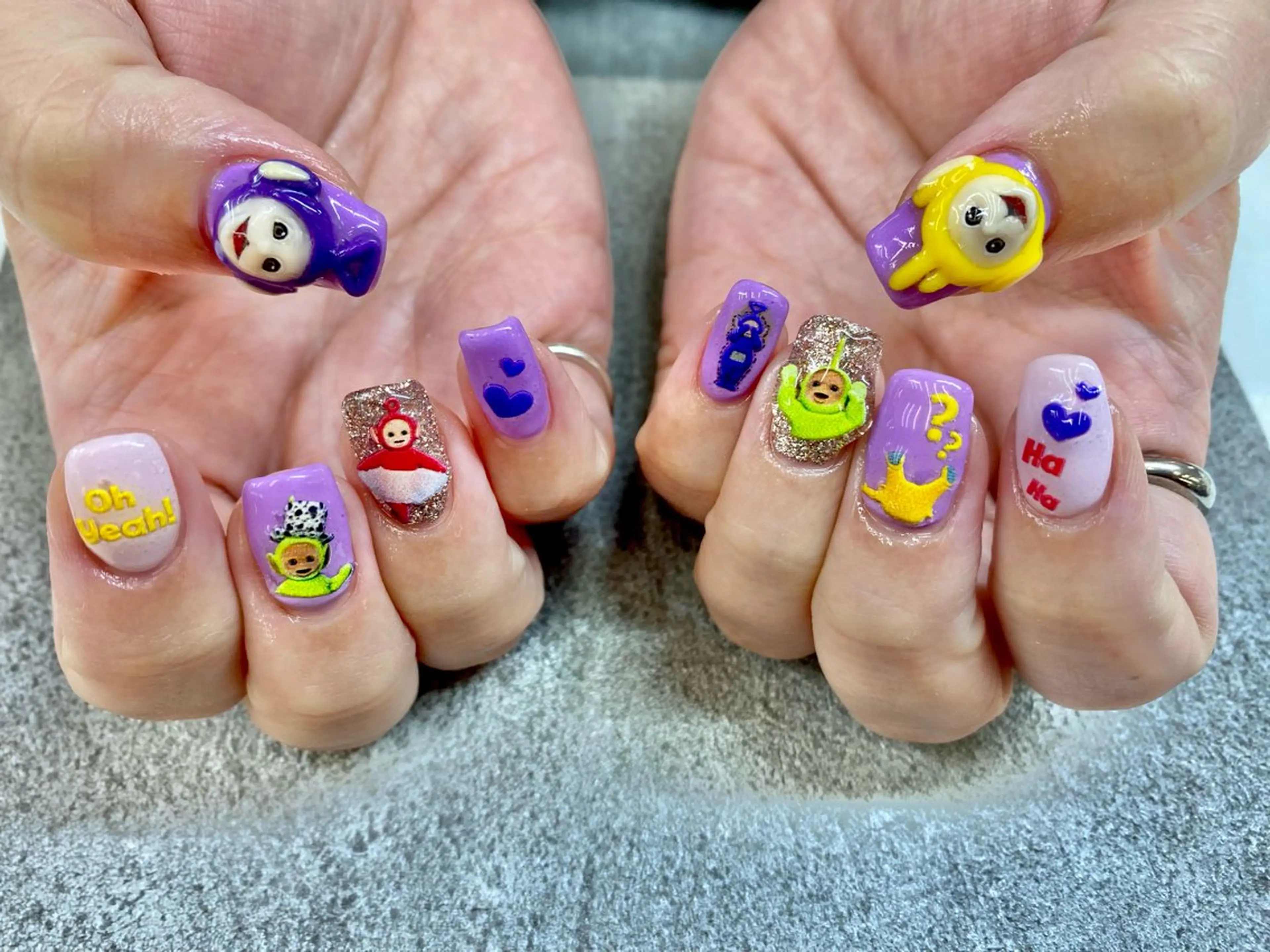 ネイル 持ち込み MAXKELLY AIのネイルデザイン