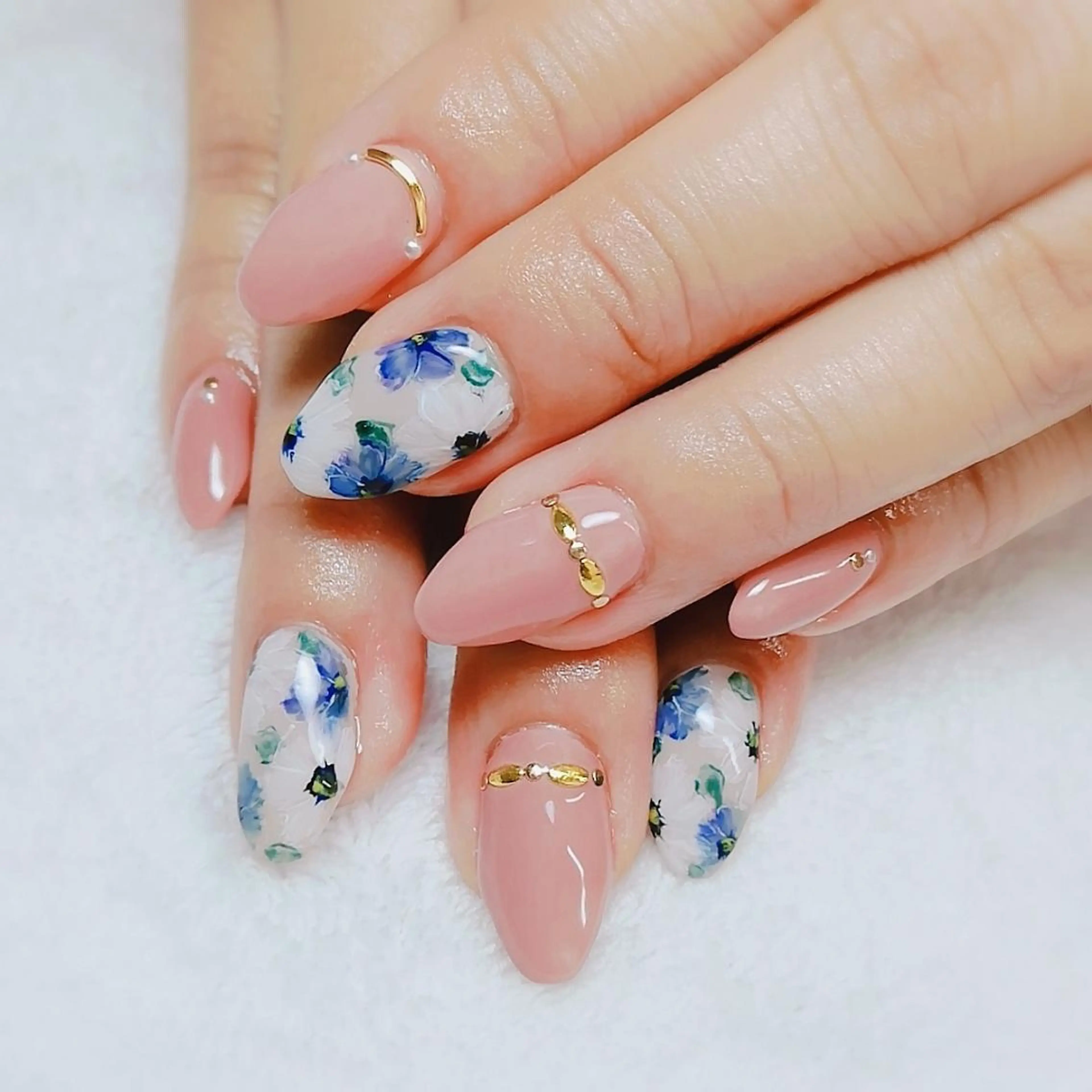 ネイル 持ち込み ハンドネイル 柴崎 美幸のネイルデザイン