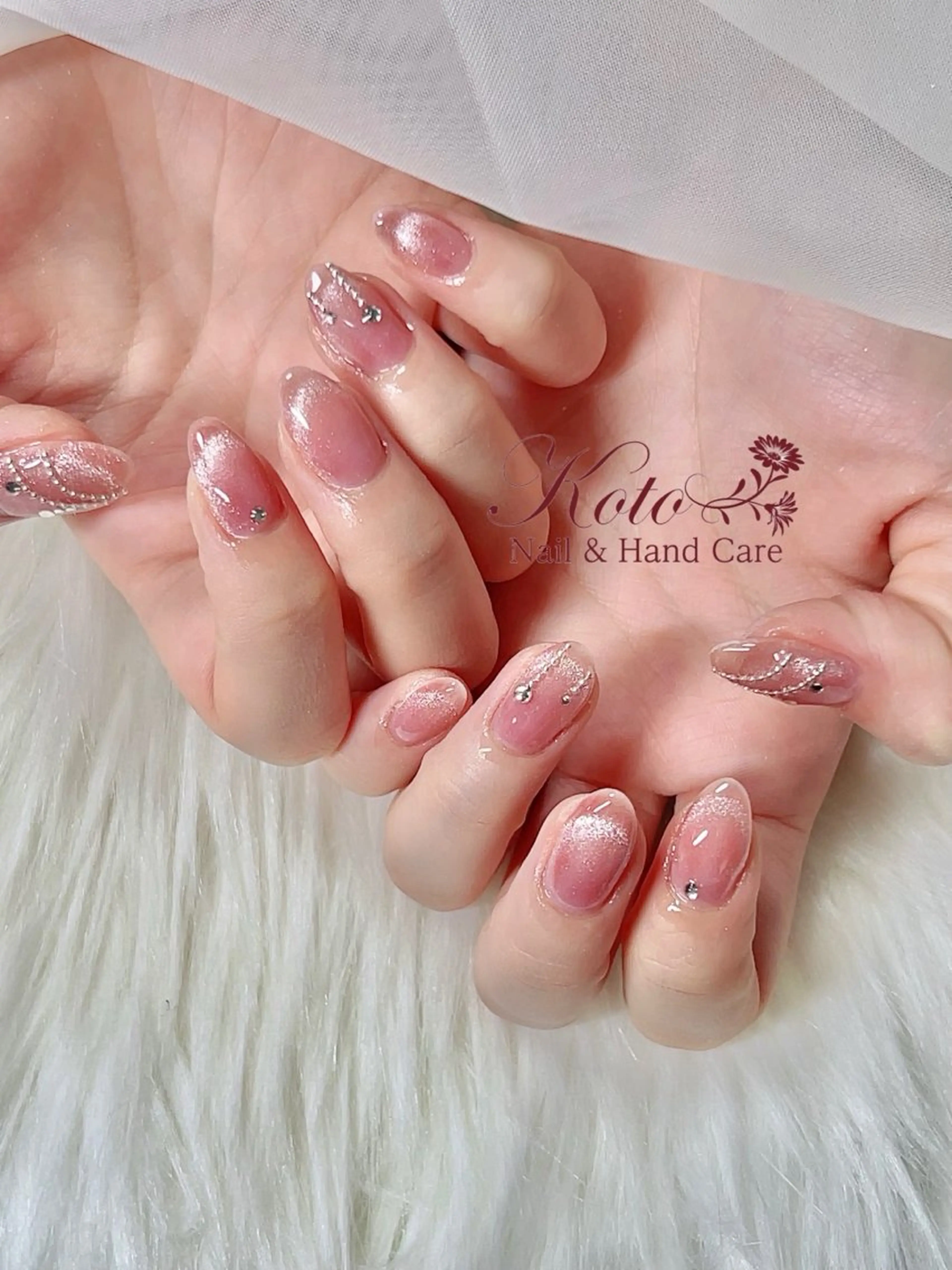 ネイル 長さ出し ジェルネイル 持ち込み ニュアンスネイル 赤色 ハンドネイル Nail Salon KOTOのネイルデザイン