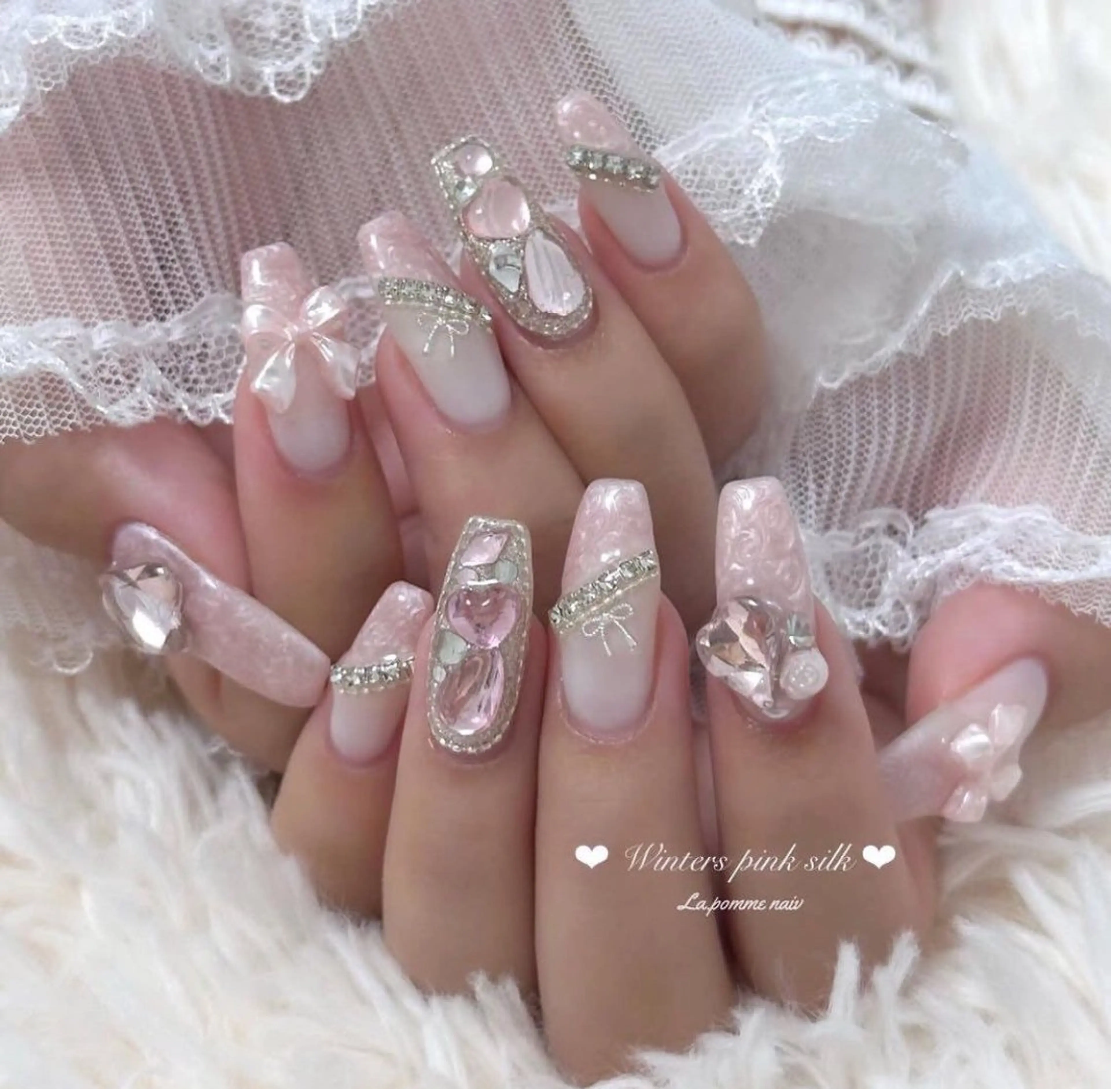 ネイル グラデーション ラメ(グリッター) マグネットネイル ミラーネイル ニュアンスネイル ハンドネイル Lumi de nailsのネイルデザイン