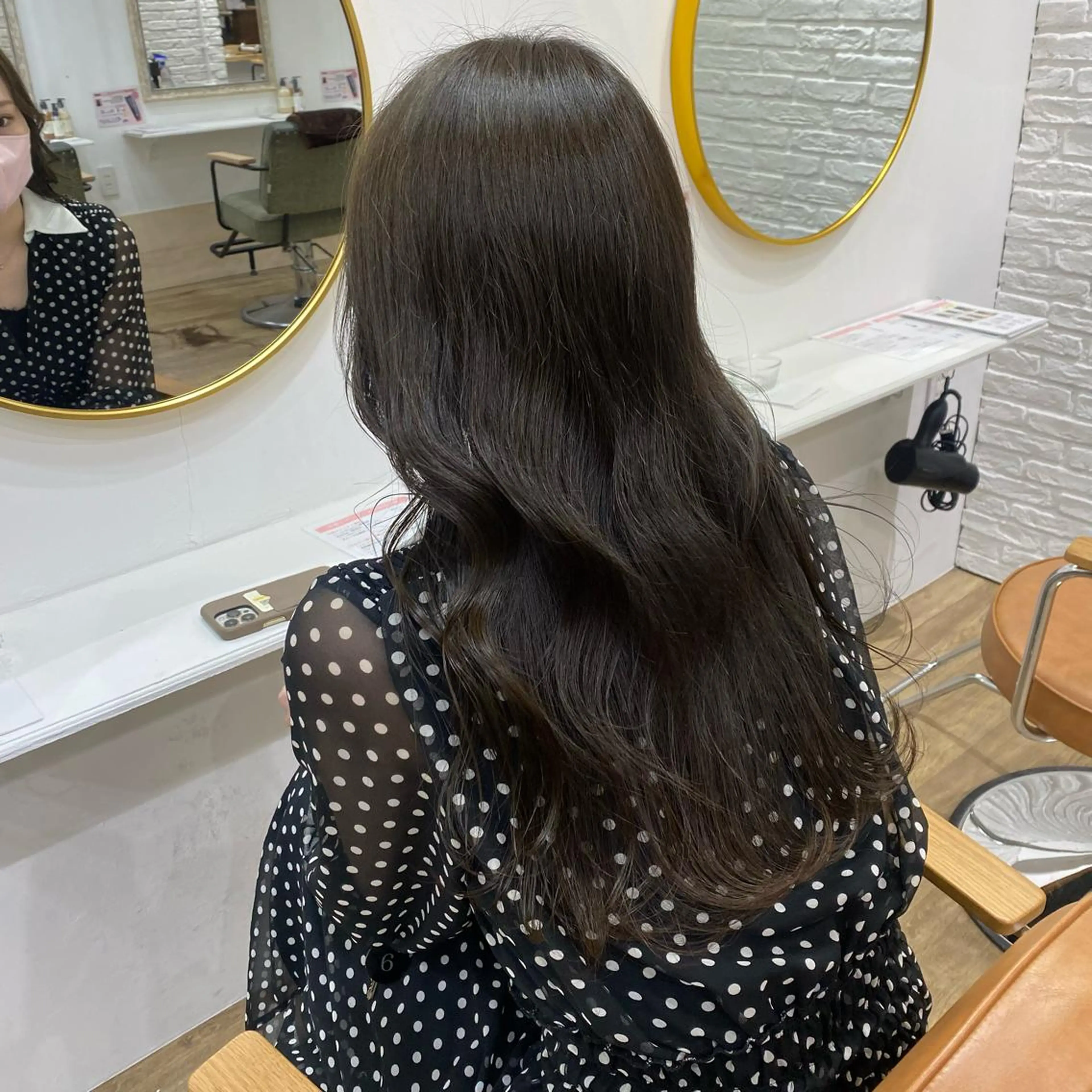 ロング カラー ヘアアレンジ グレージュ オリーブグレージュ オリーブグレー ヘアカラー トリートメント あおい 🍒暖色カラーのヘアスタイル