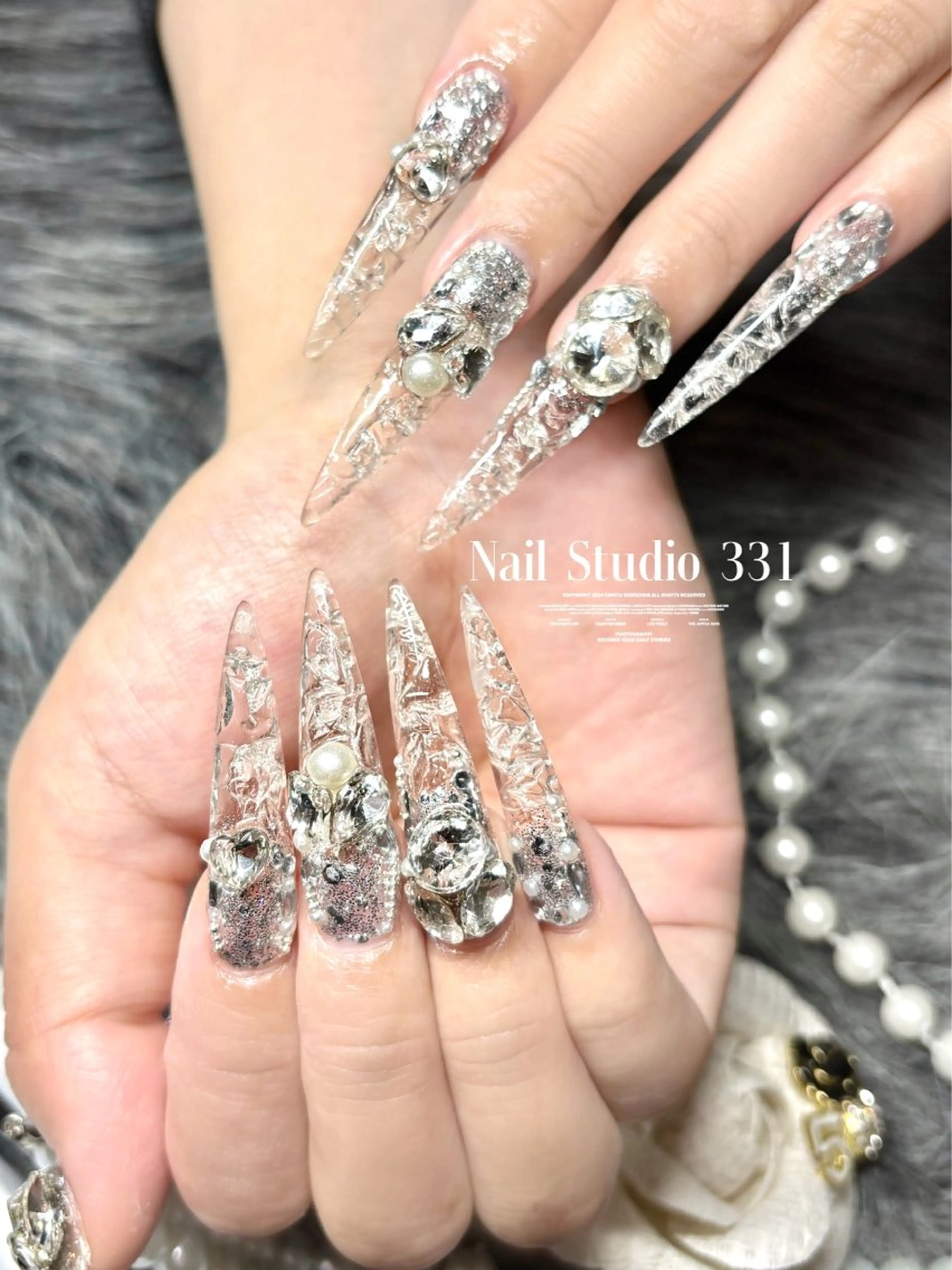 ネイル ロングネイル ワンホンネイル ハンドネイル Nail Studio 331のネイルデザイン