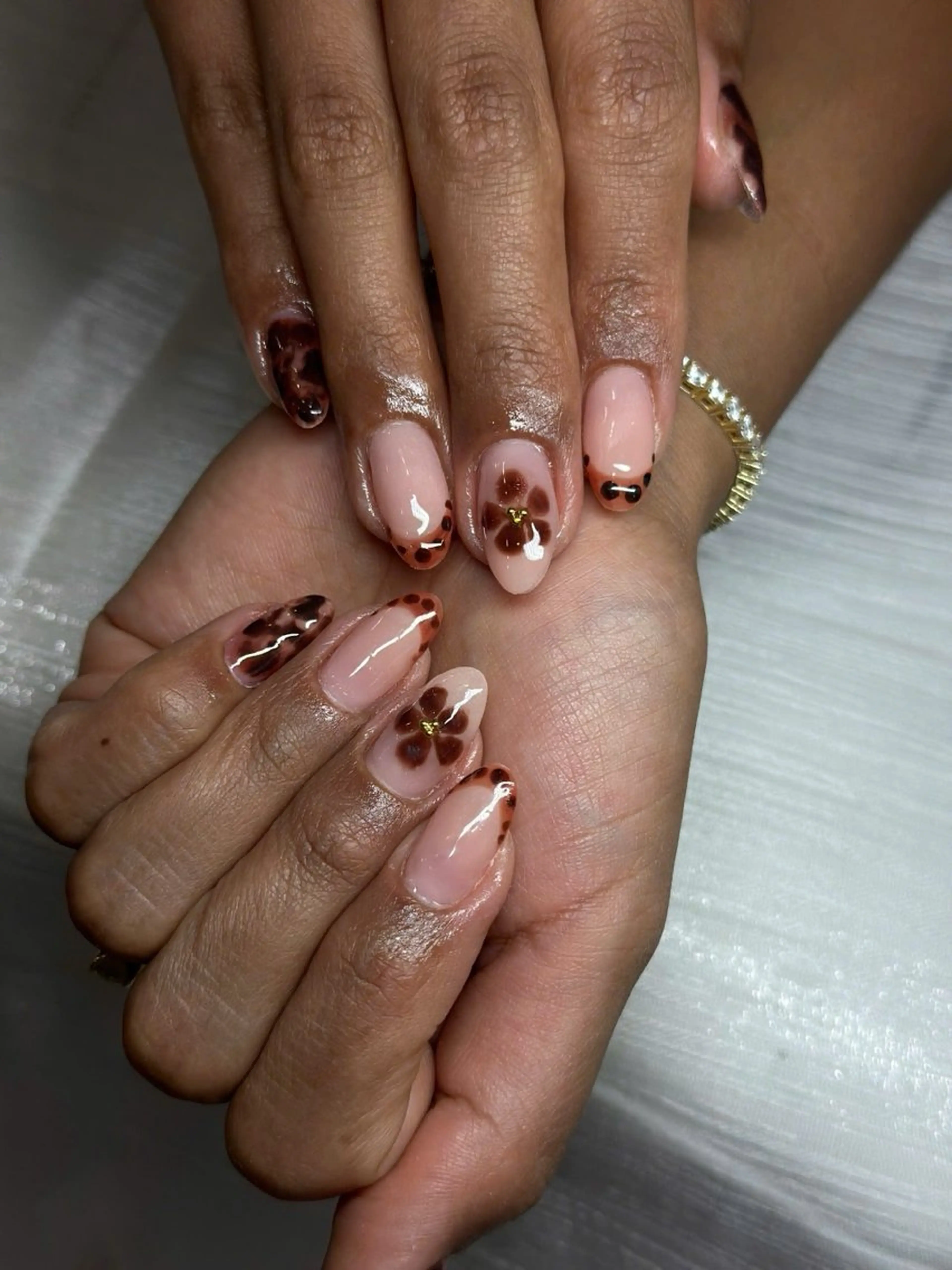 モデル限定価格|自爪・シンプルデザイン 4本デザイン(オフ追加料金1000円~の写真