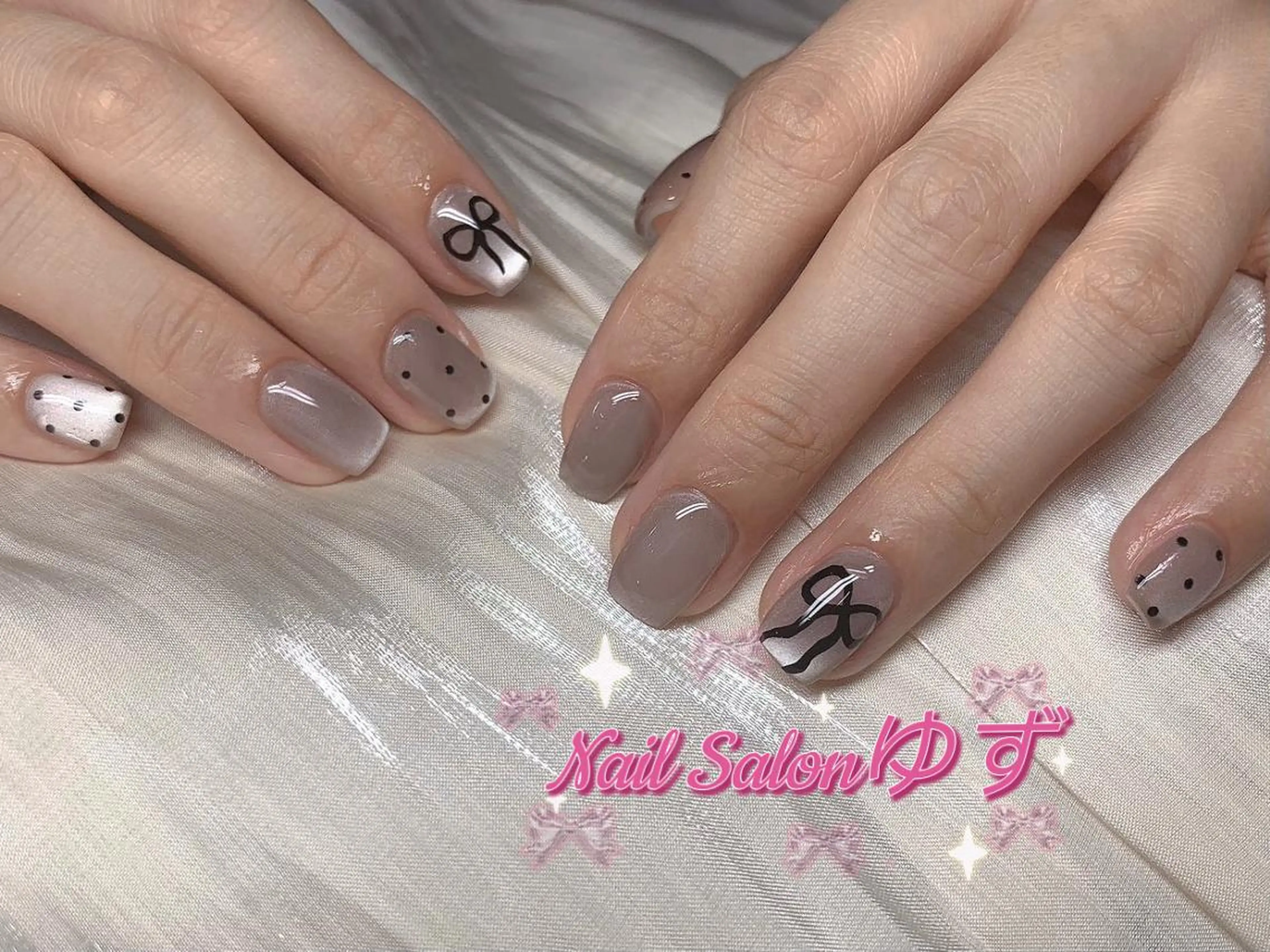 ネイル ジェルネイル キラキラネイル パラジェル ワンホンネイル MAKI💚💚💚 秋葉原.のネイルデザイン