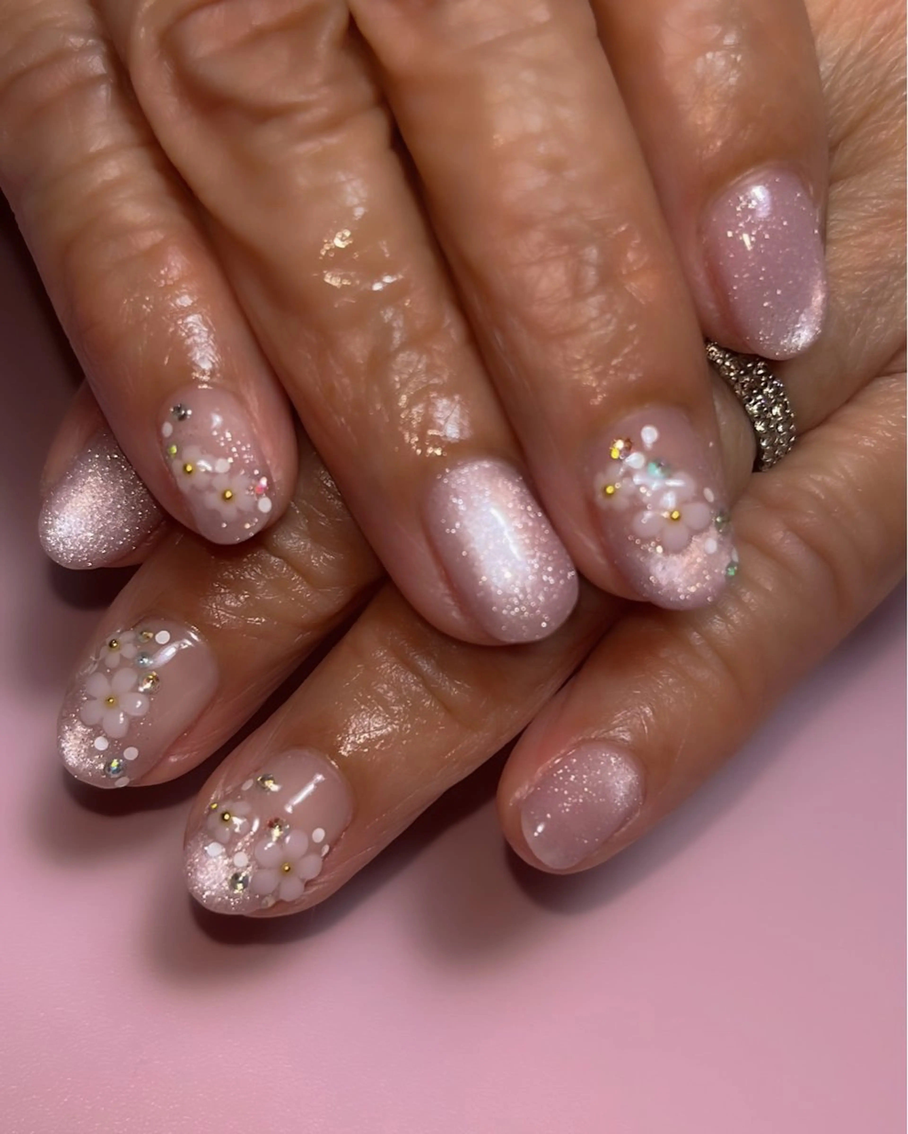 ネイル 持ち込み 春ネイル ハンドネイル ハンドケア ナツインフィニティ ネイルズ（なつ）のネイルデザイン