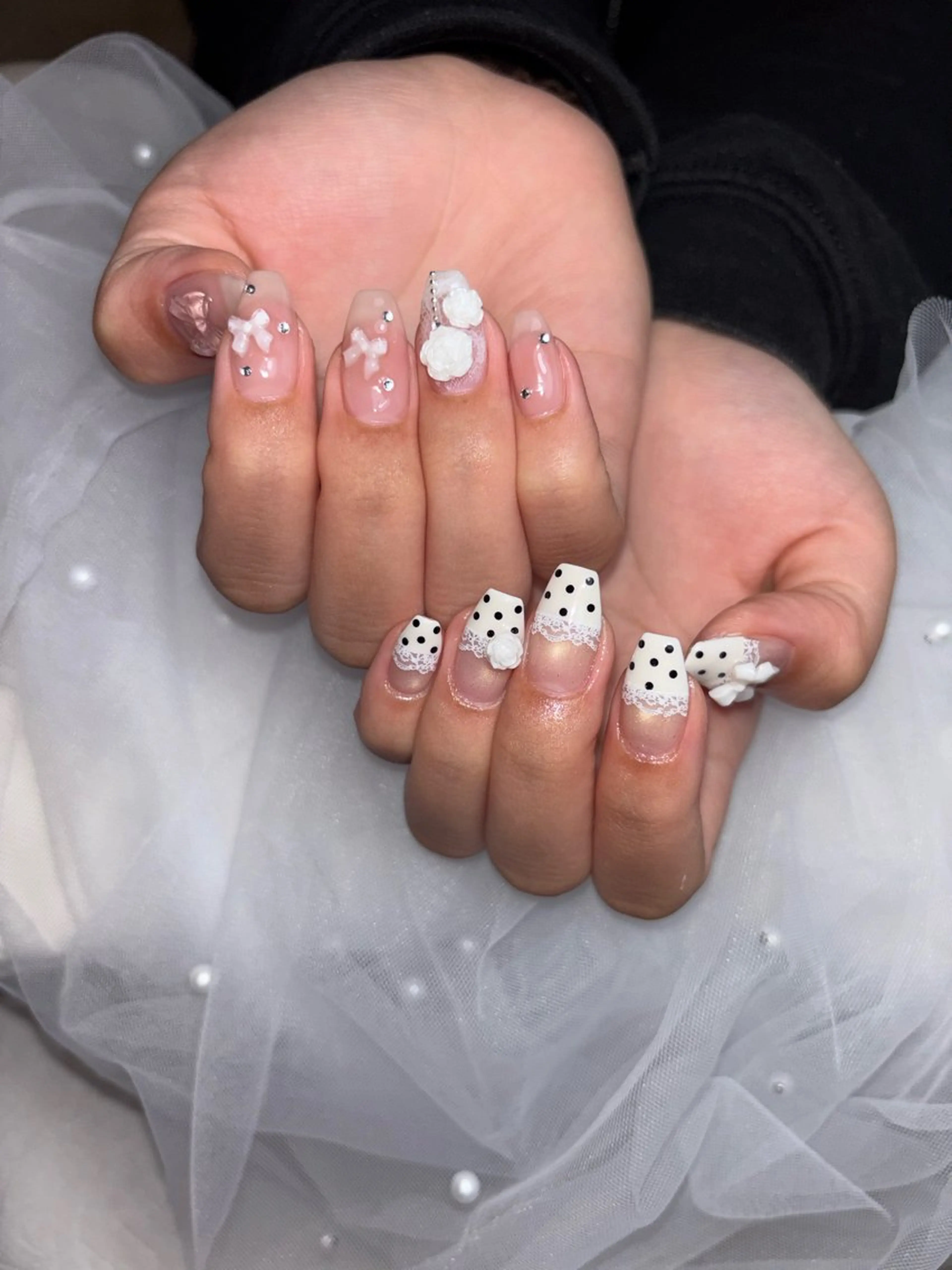 ネイル ハンドネイル 𝐁𝐞𝐥𝐥 𝐦𝐞のネイルデザイン