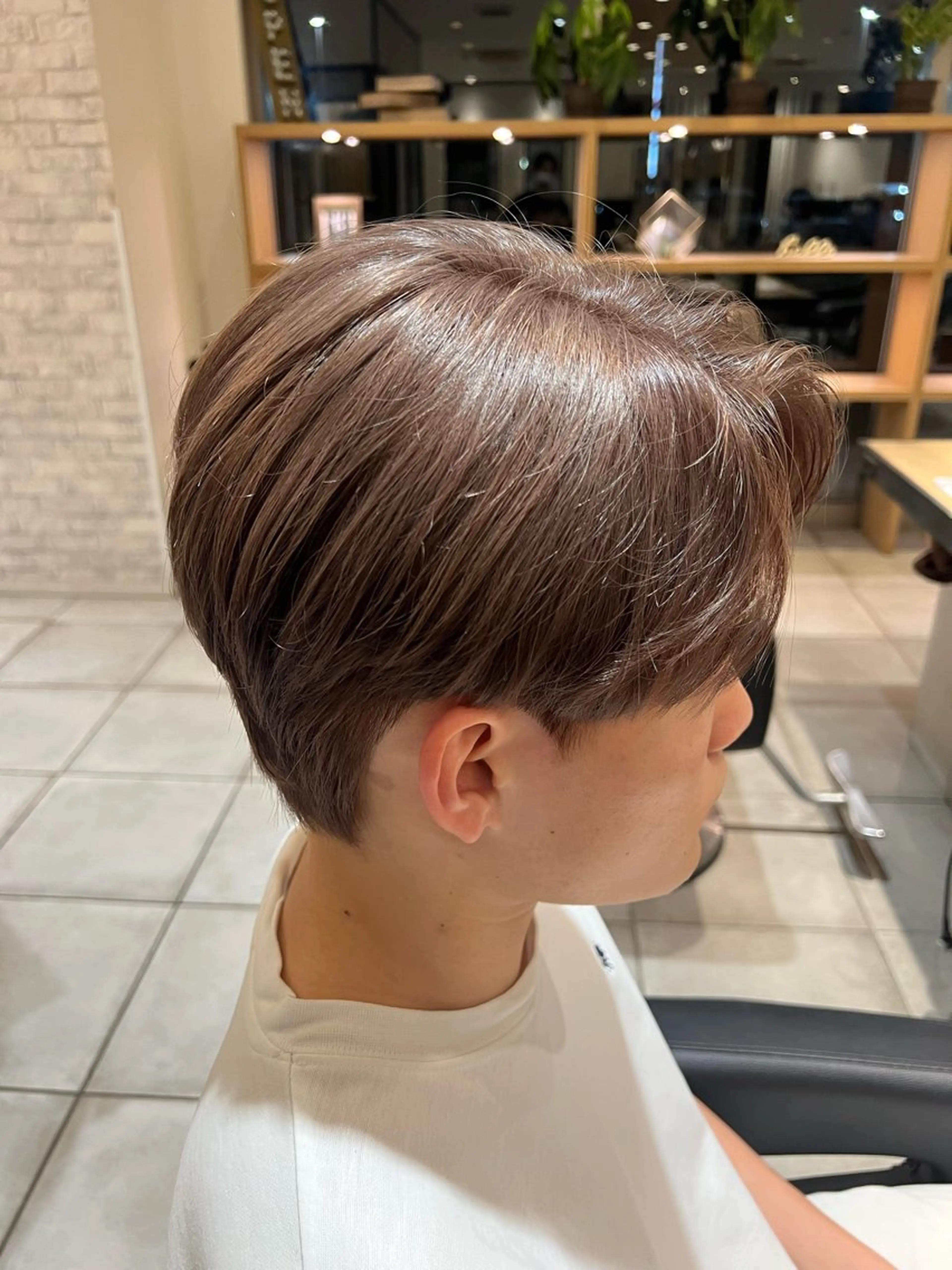 ミディアム カラー メンズ センターパート メンズ韓国風 刈り上げ グレージュ オレンジ ヘアカラー トリートメント 大谷 真祈/似合わせ /ハイライト玄人のヘアスタイル