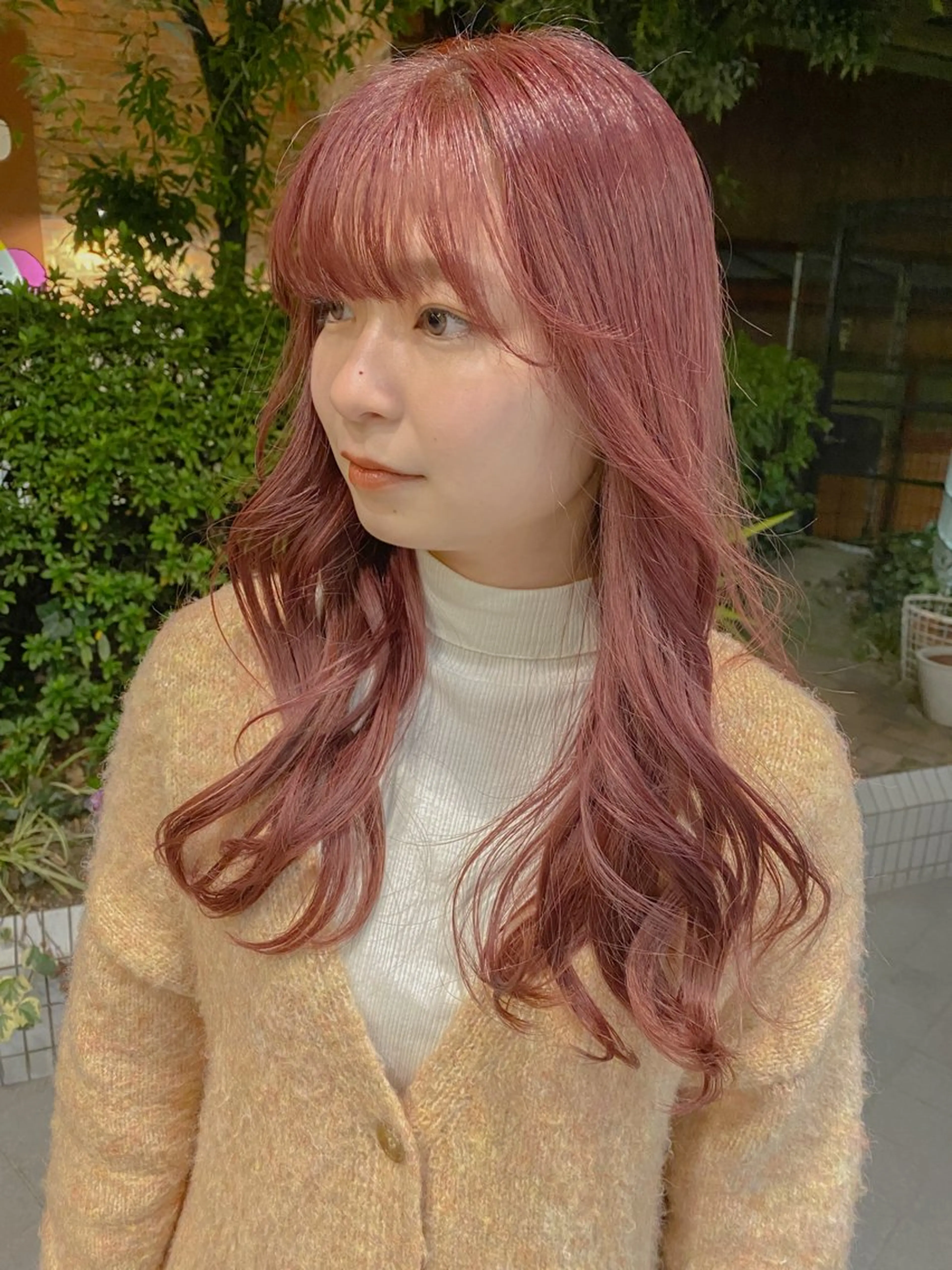 ロング カット ヘアカラー トリートメント 平野恵/透明感カラー ブリーチ/ボブのヘアスタイル