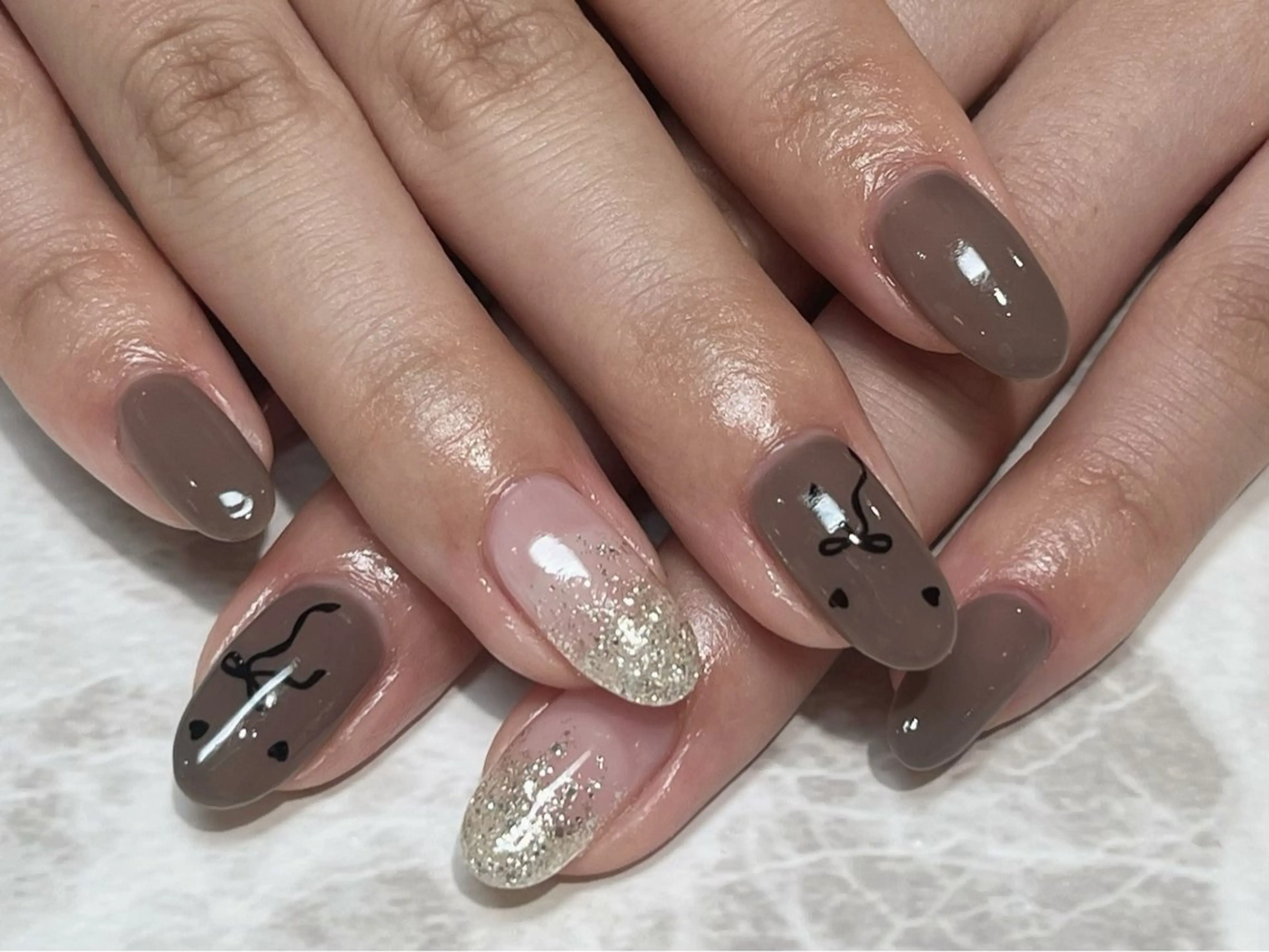 ネイル ハンドネイル 志形 彩音のネイルデザイン