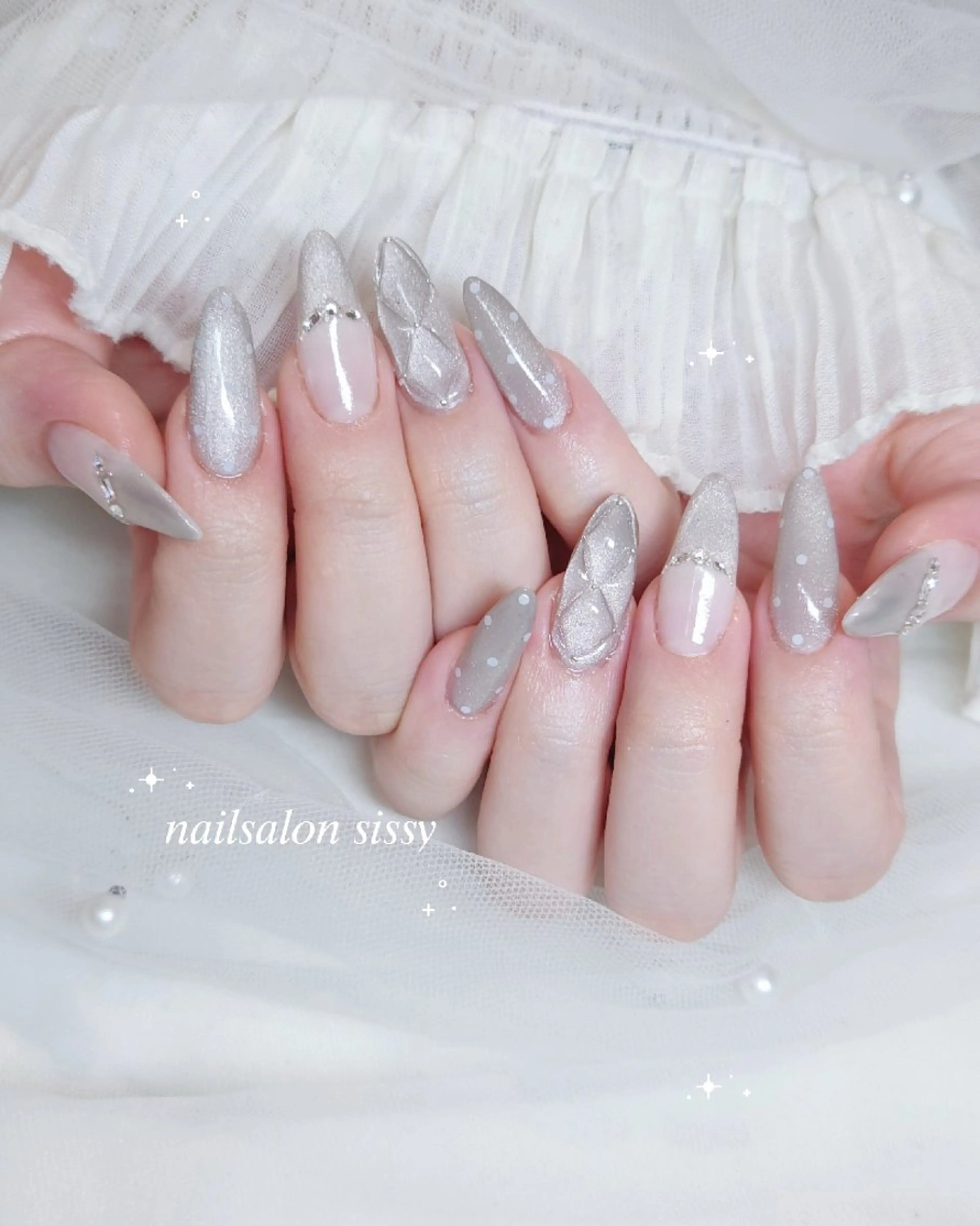 ネイル ドット 春ネイル ハンドネイル sissy hatsuneのネイルデザイン