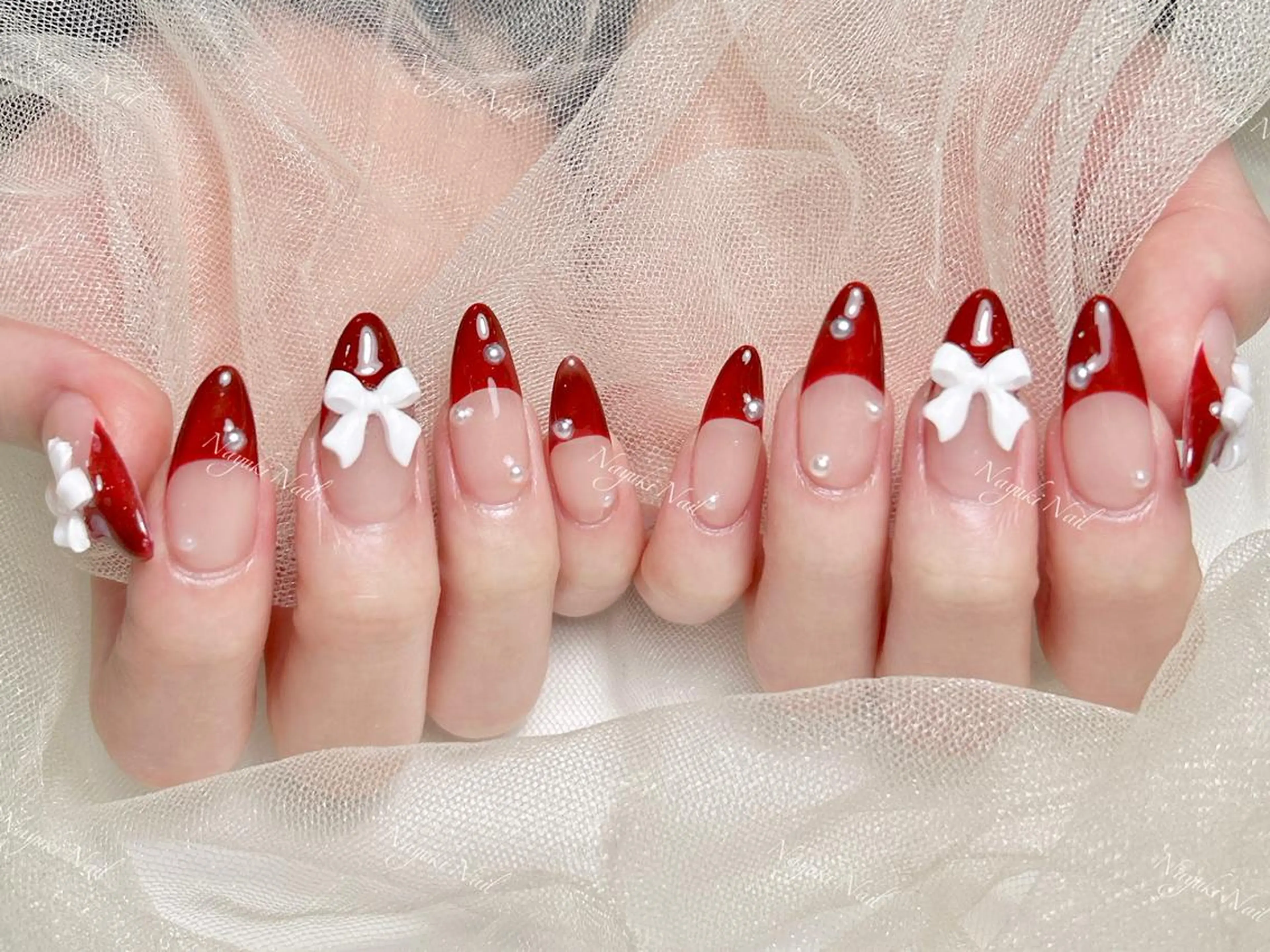 ネイル 🦋 Queenieのネイルデザイン