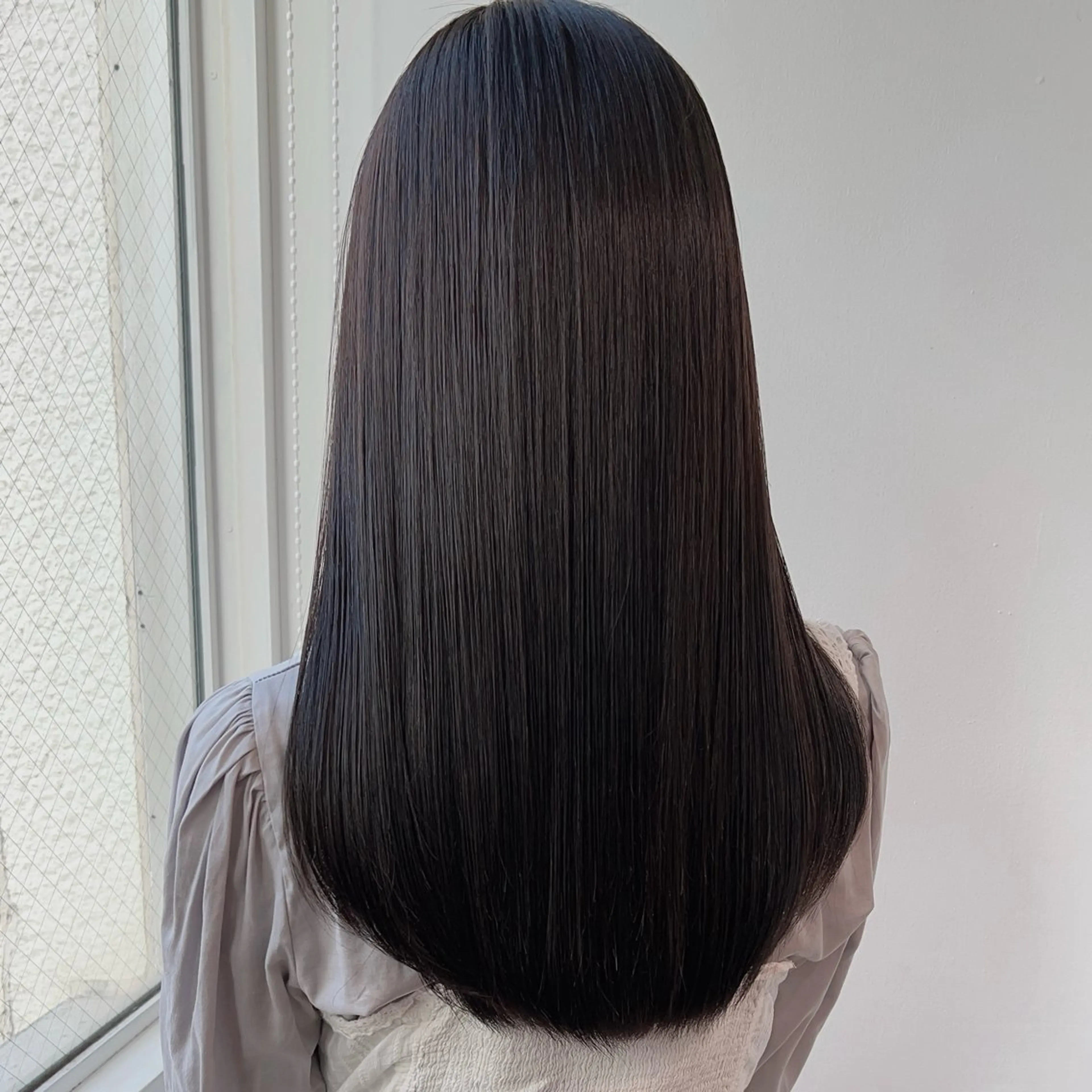 ロング カラー カット ヘアカラー トリートメント 𓏸レイヤー髪質改善 透けカラーカノン🫧のヘアスタイル