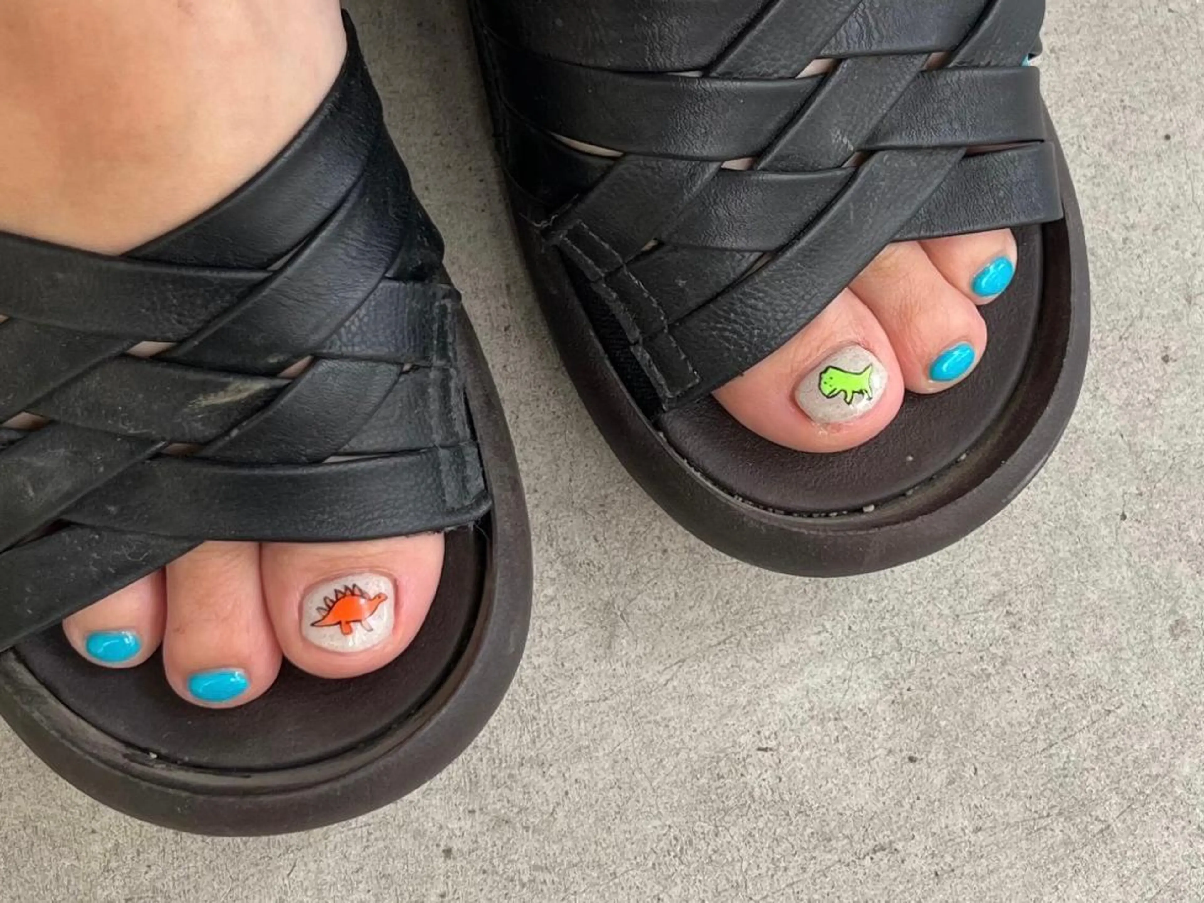 ネイル Sun Brown サンブラウンのマツエク・マツパデザイン