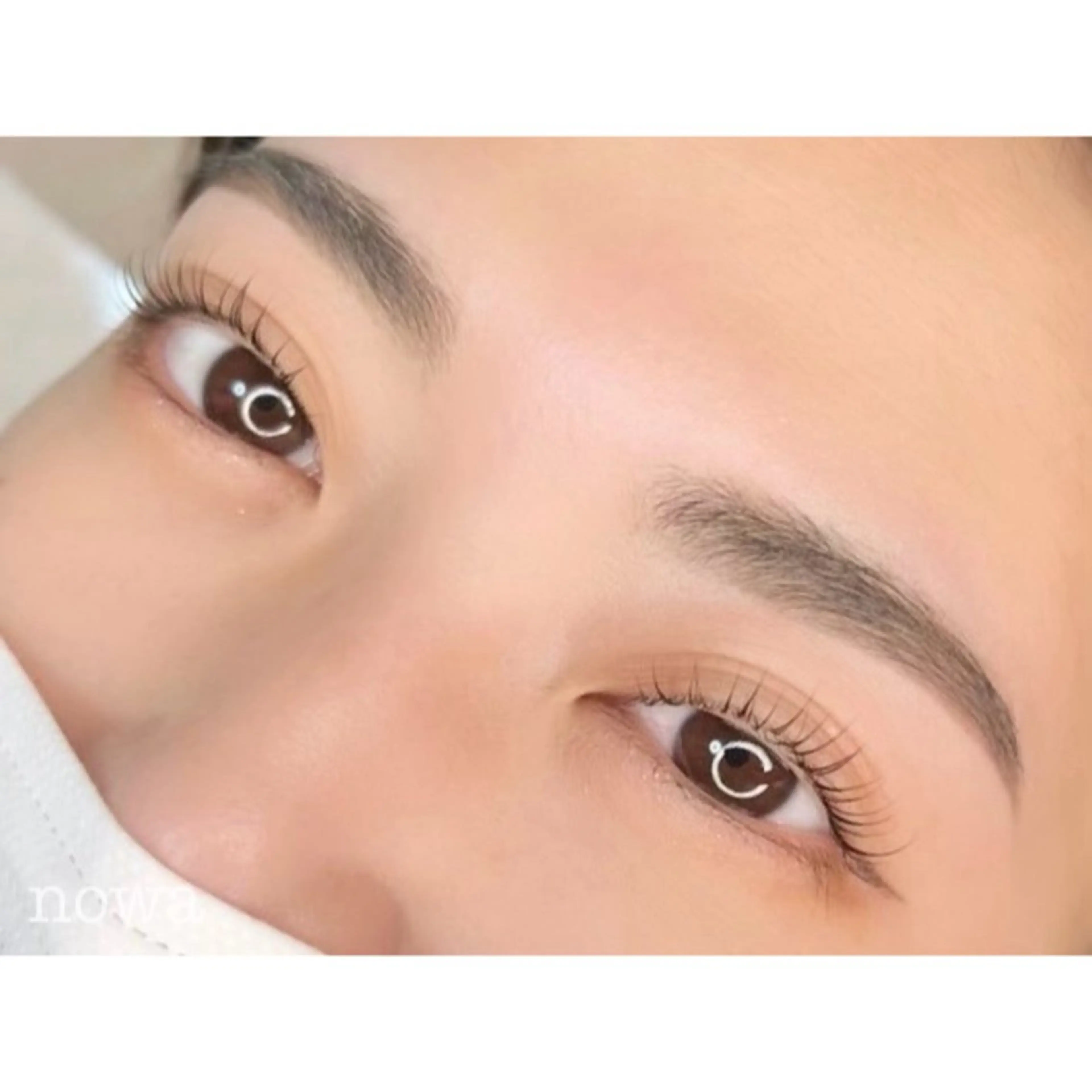 《初回限定》まつげパーマ(上)+美眉スタイリング🛋️の写真