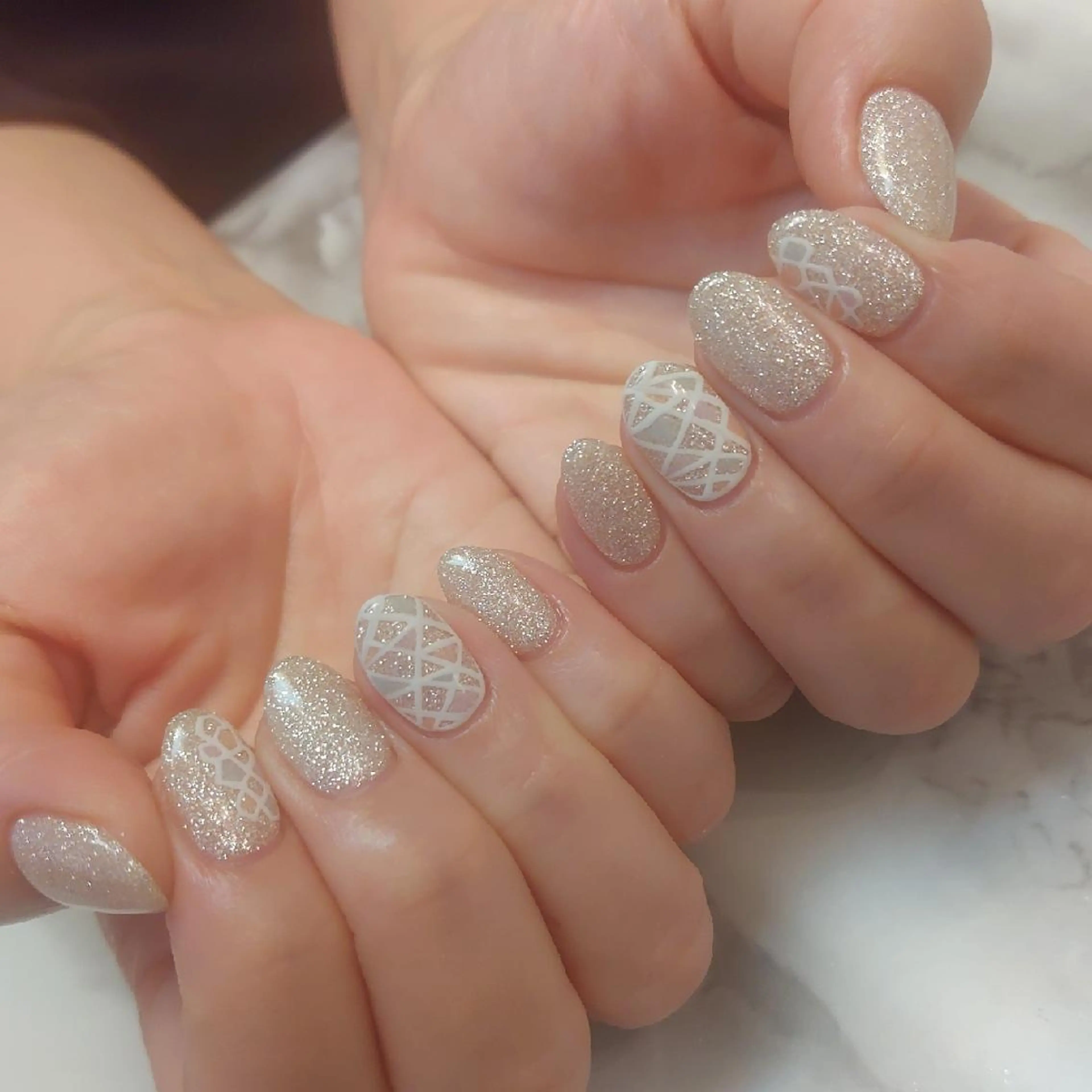 ネイル ジェヌインネイル 河内のネイルデザイン