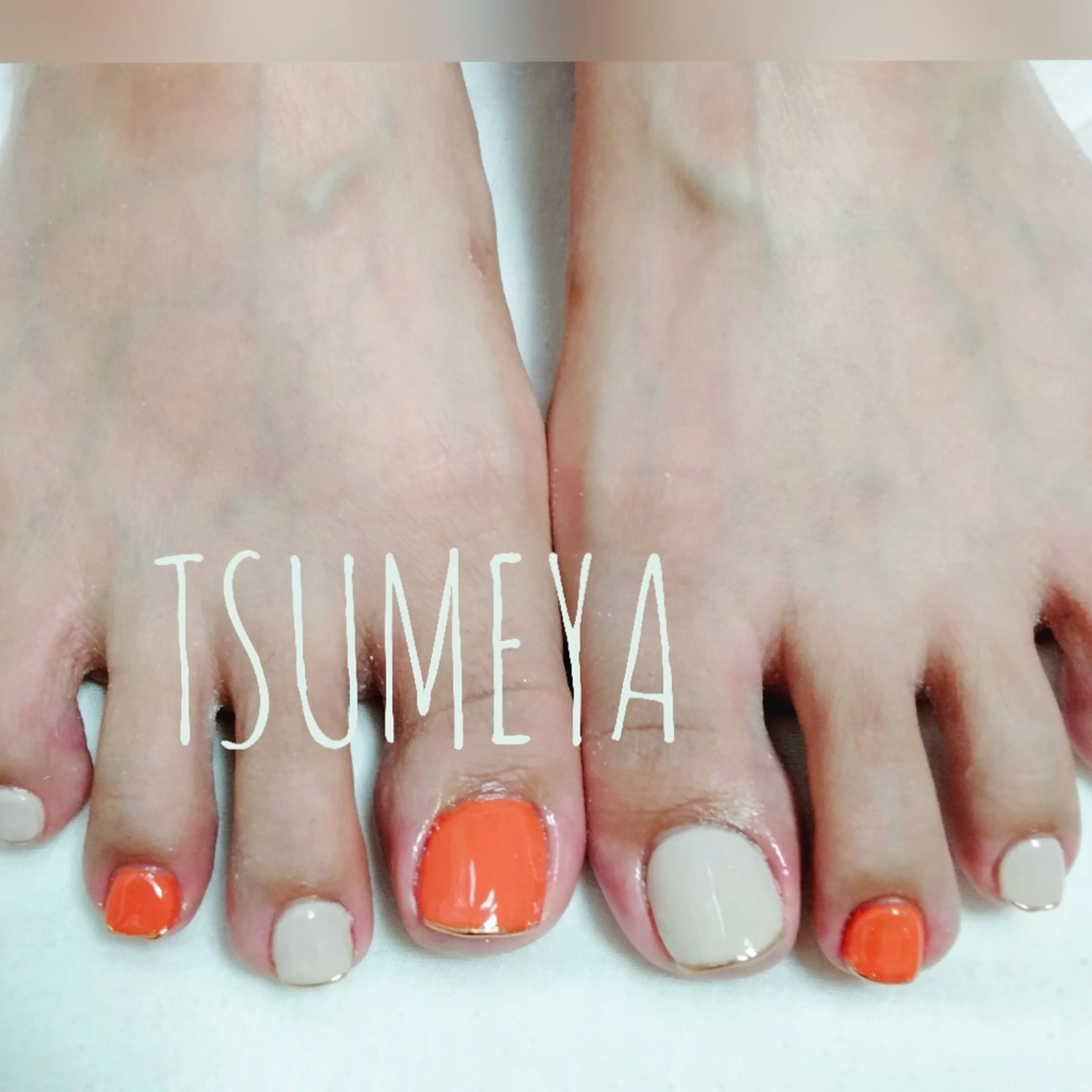 ネイル フレンチネイル ゴールド ミラーネイル フットネイル _TSUMEYA _のネイルデザイン