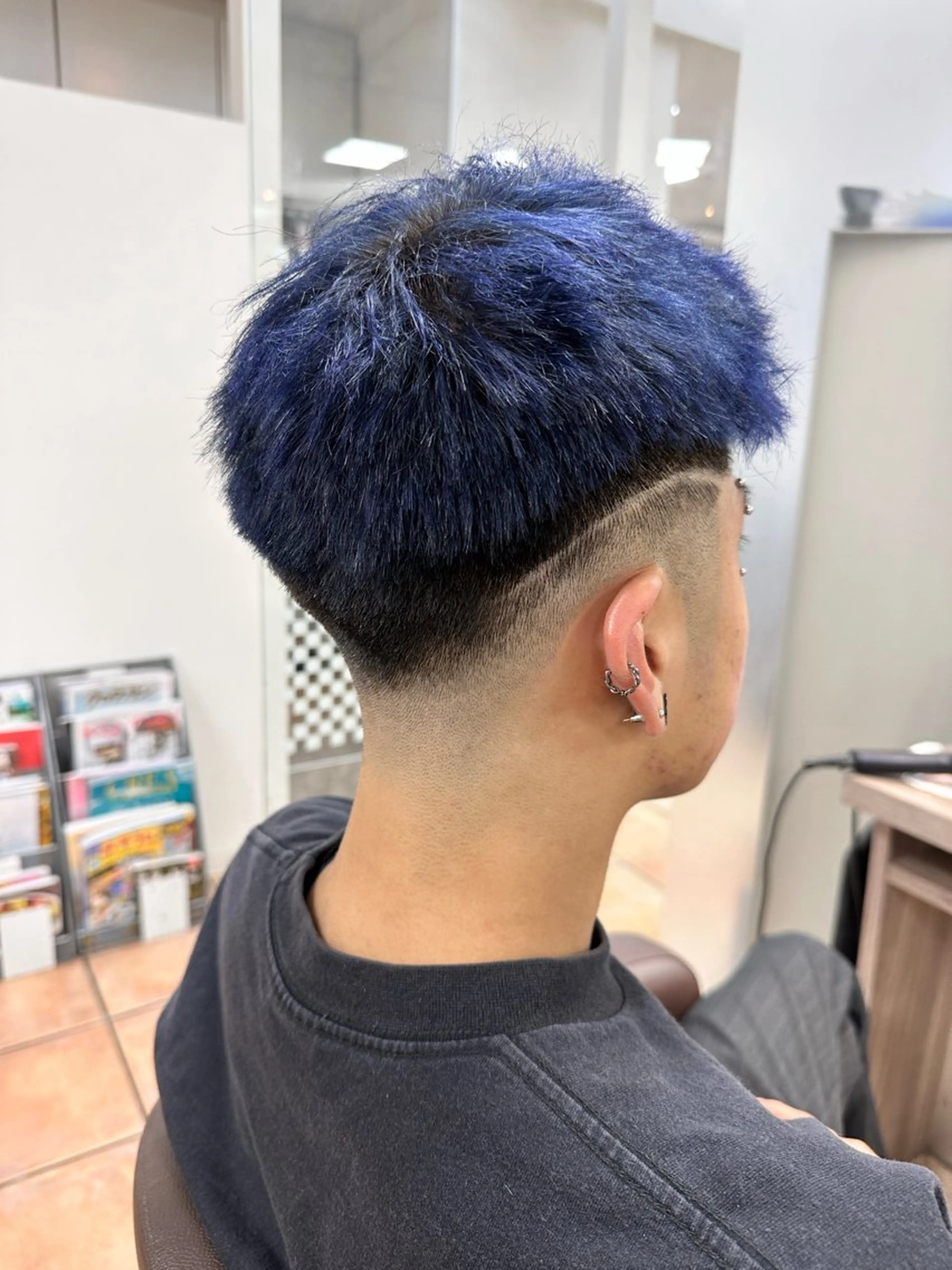 ショート カラー メンズ 鈴木 隆威のヘアスタイル