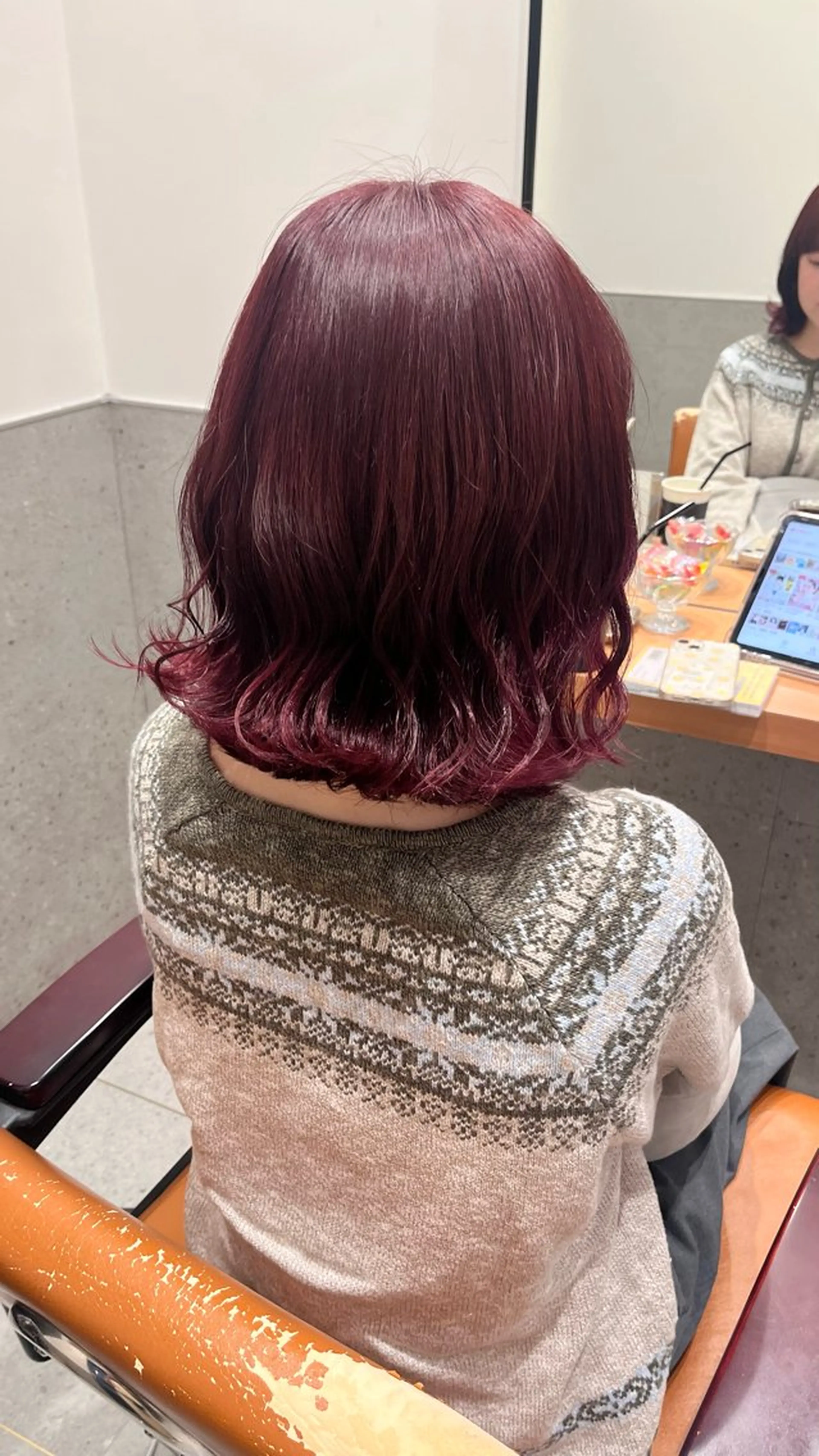 ミディアム カラー ヘアカラー 大人girly🛋️ 🤍yukakoのヘアスタイル