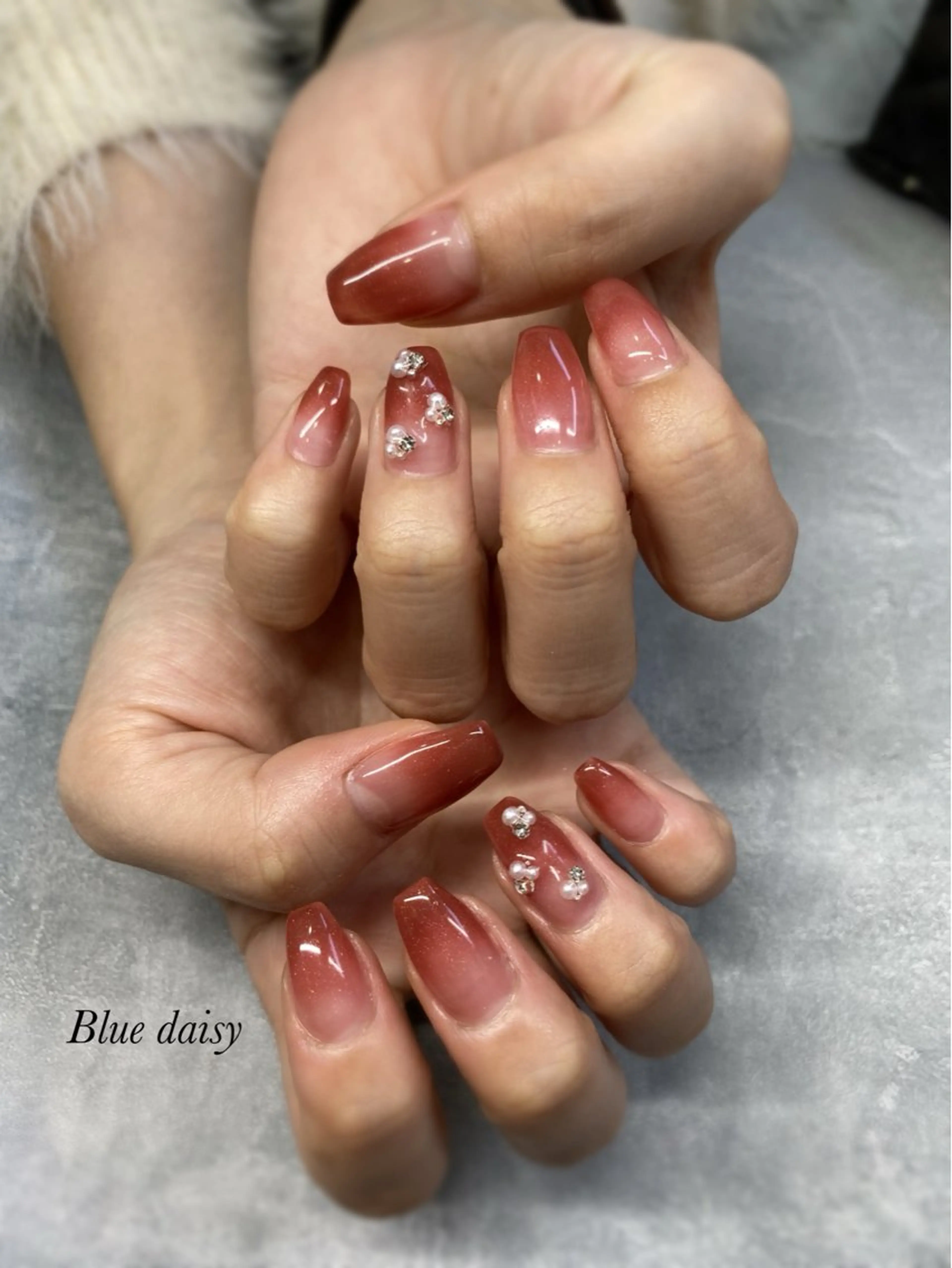 ネイル グラデーション ハンドネイル Blue daisy 栄本店のネイルデザイン