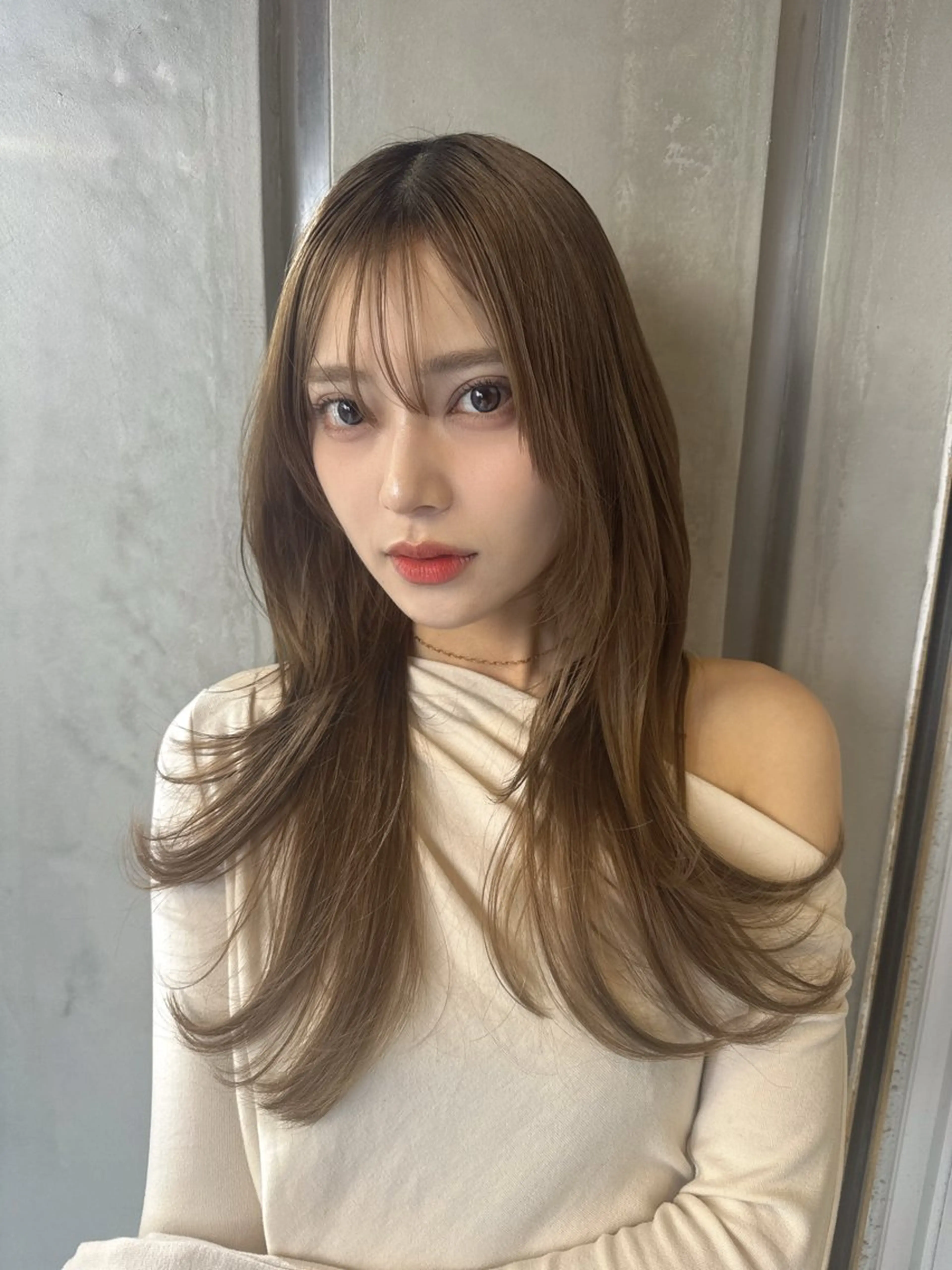 ロング カラー ベージュカラー 透明感カラー レイヤーカット 小顔カット カット ヘアカラー トリートメント 💎透明感カラー特化 💎TAISEIのヘアスタイル
