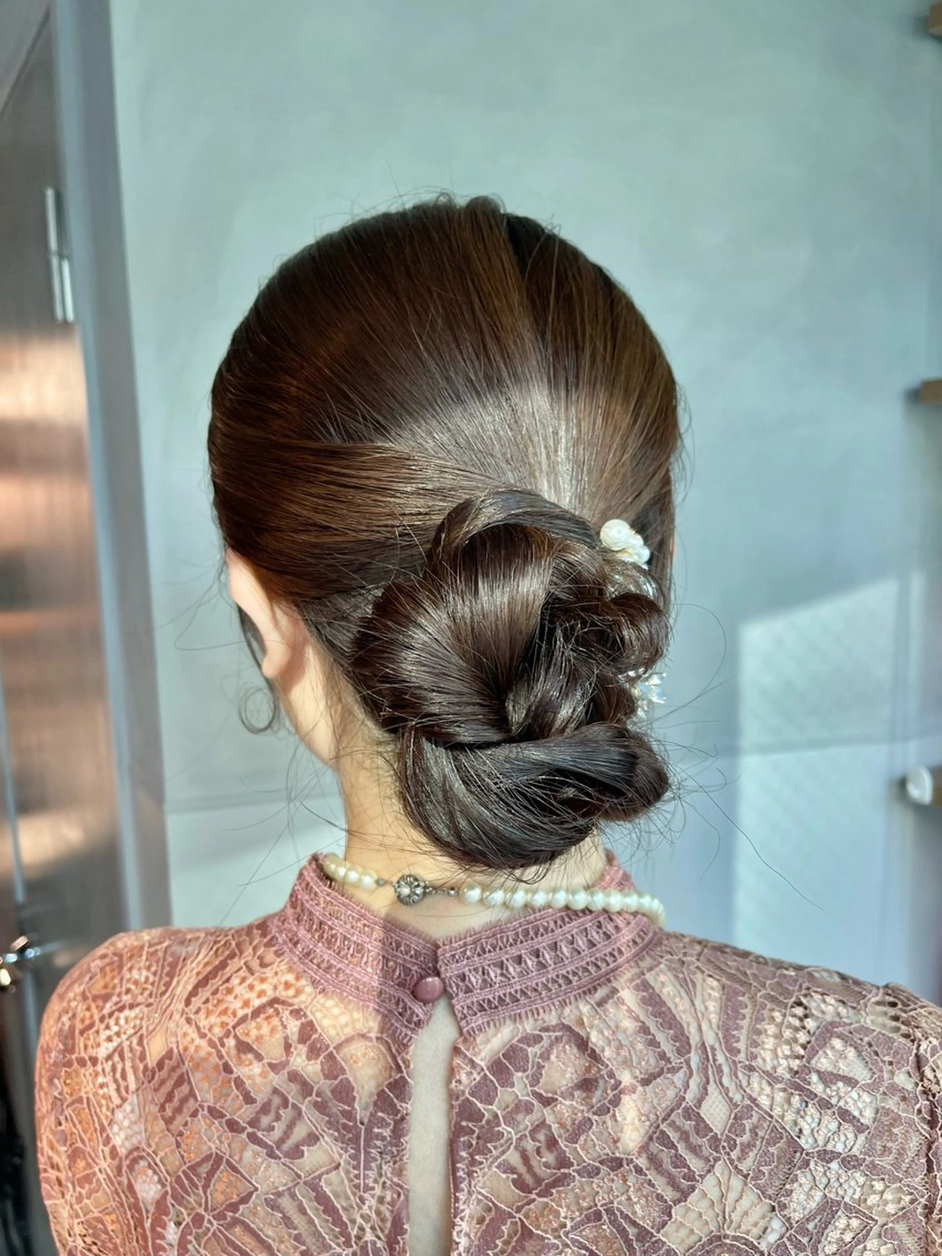 セミロング ヘアアレンジ 結婚式・ブライダル デート 卒業式のヘアスタイル ヘアセット charm《銀座》 ヘアセット/縮毛矯正のヘアスタイル