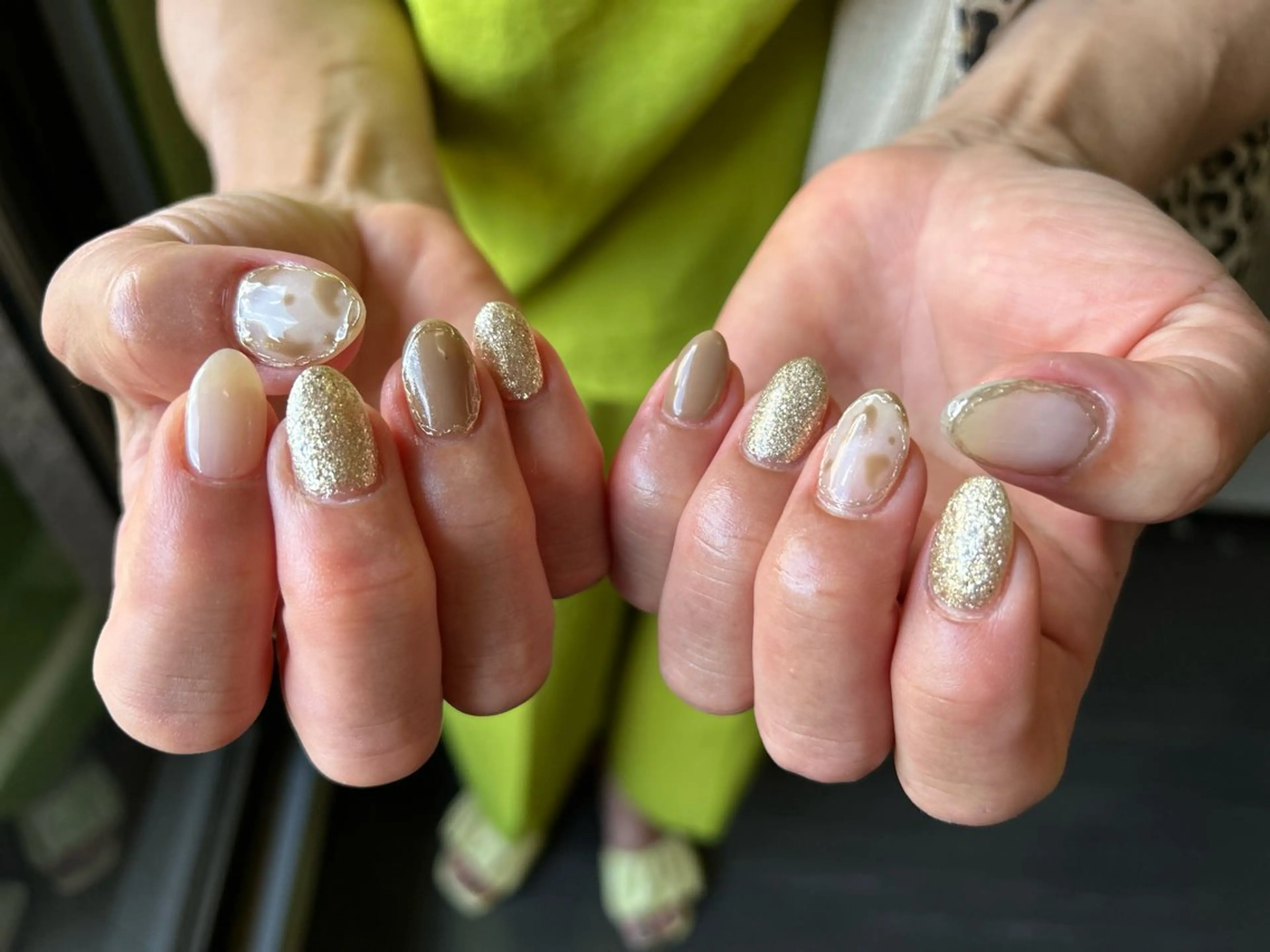 ネイル ハンドネイル フットネイル ✴︎ Delightのネイルデザイン