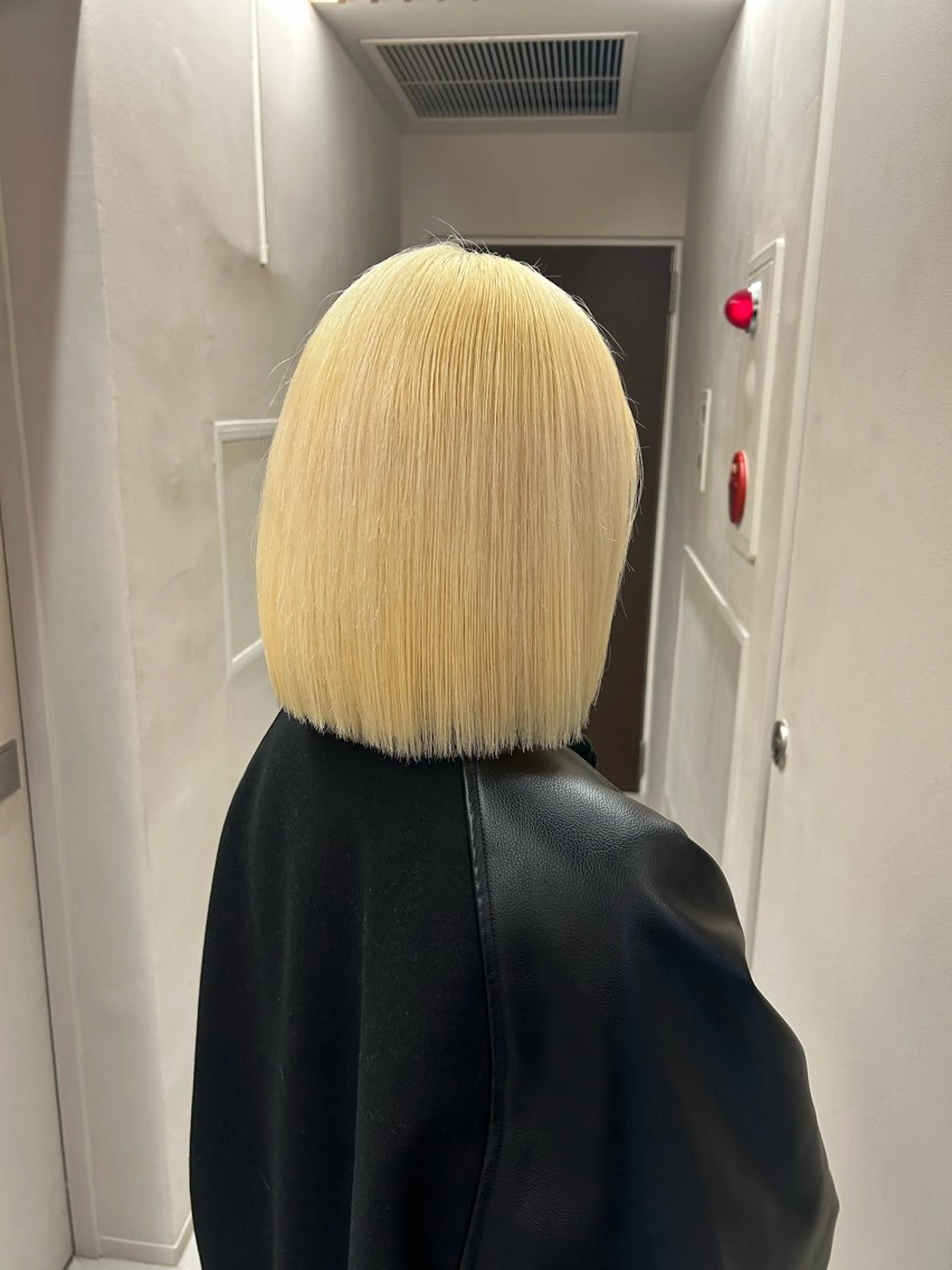 ミディアム 🐈‍⬛ブリーチ カラー特化🐈‍⬛彩のヘアスタイル