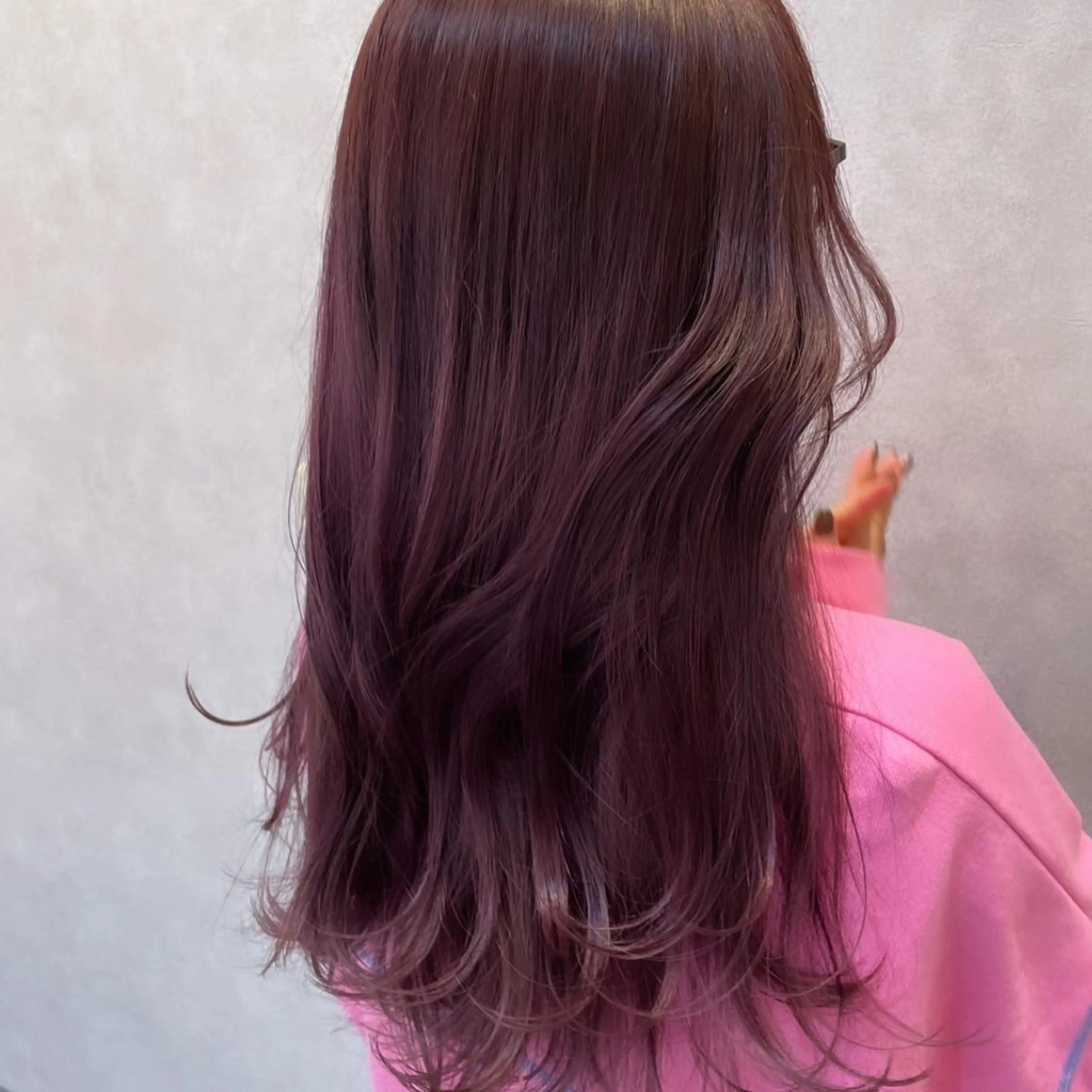ロング カラー ヘアアレンジ ブリーチ ラベンダーカラー ラベンダーピンク ピンクカラー ヘアカラー トリートメント REONA🪽✨薬院 レイヤーカット🫧のヘアスタイル