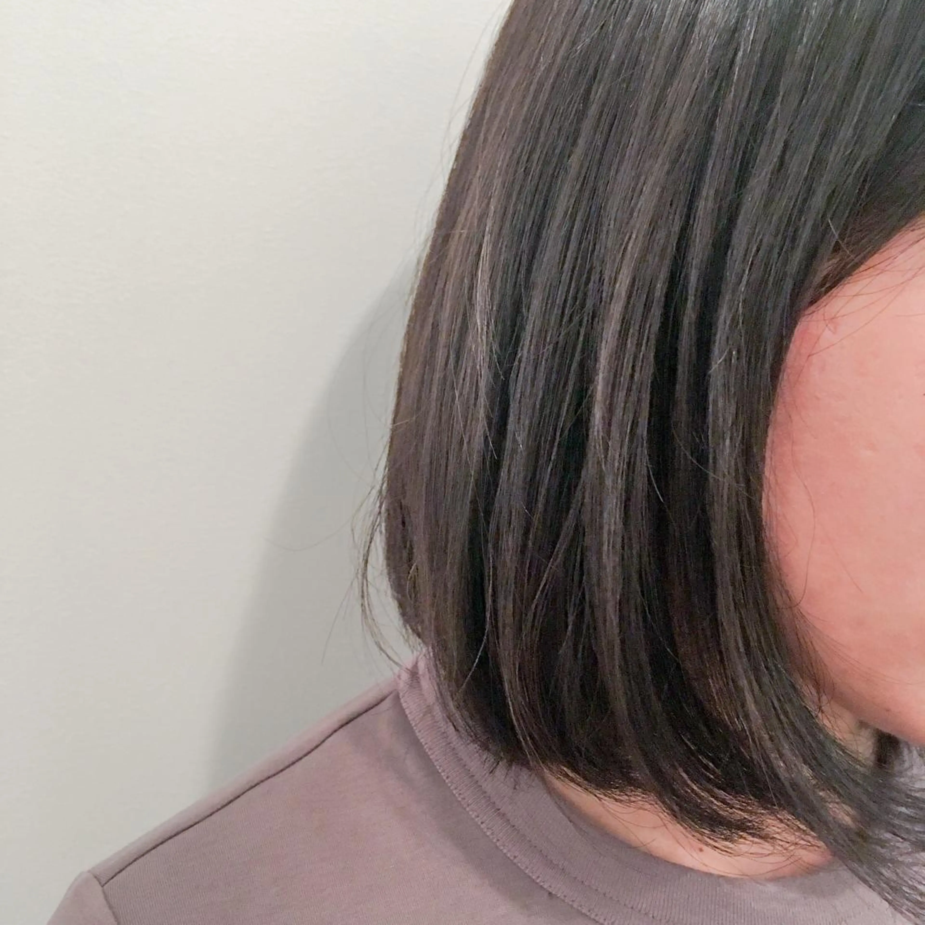 ミディアム カラー RINA🧤 デザインとボブのヘアスタイル