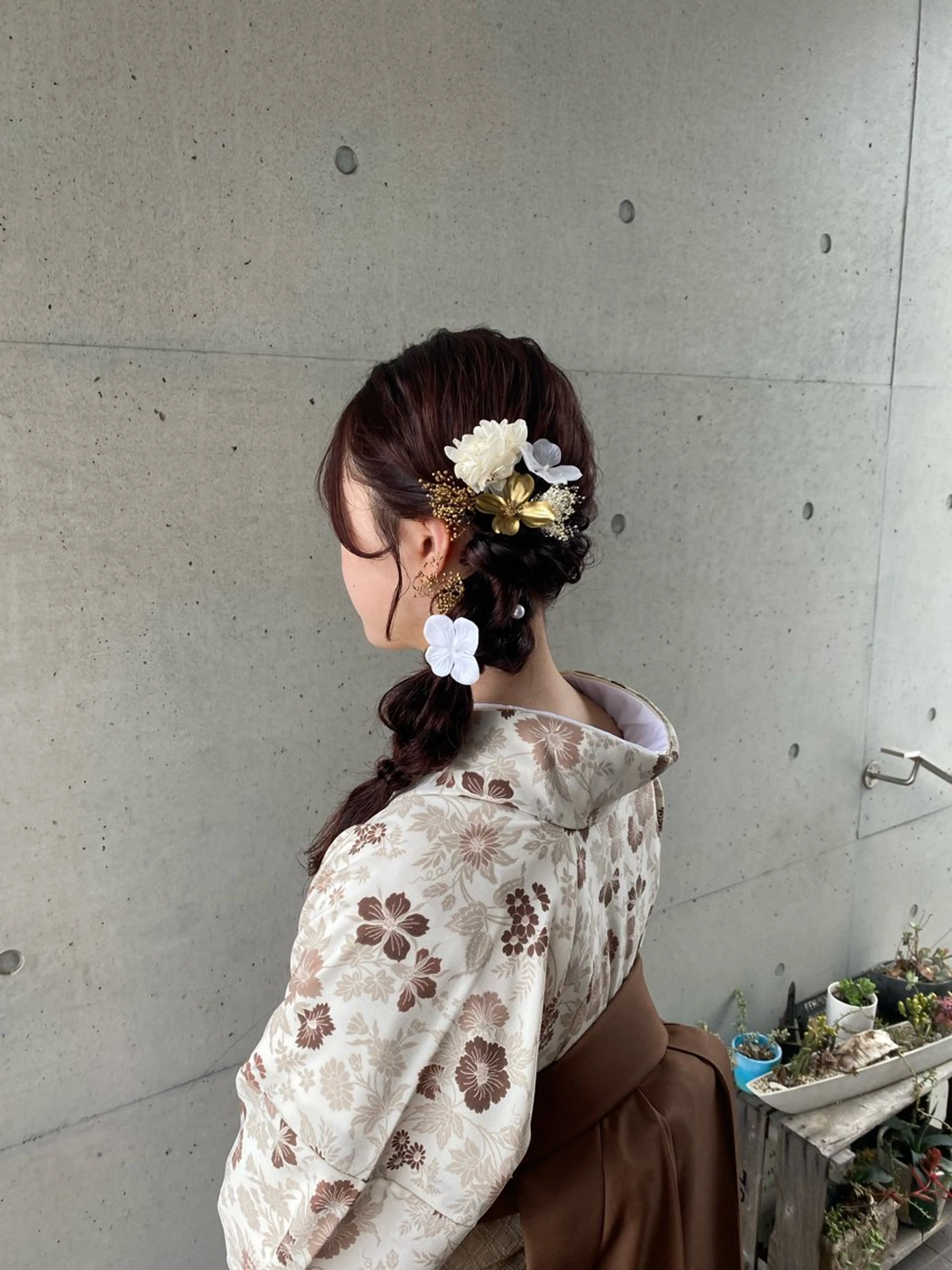 セミロング ヘアアレンジ 豊橋/菜月/ブリーチ /艶カラーハイトーンのヘアスタイル