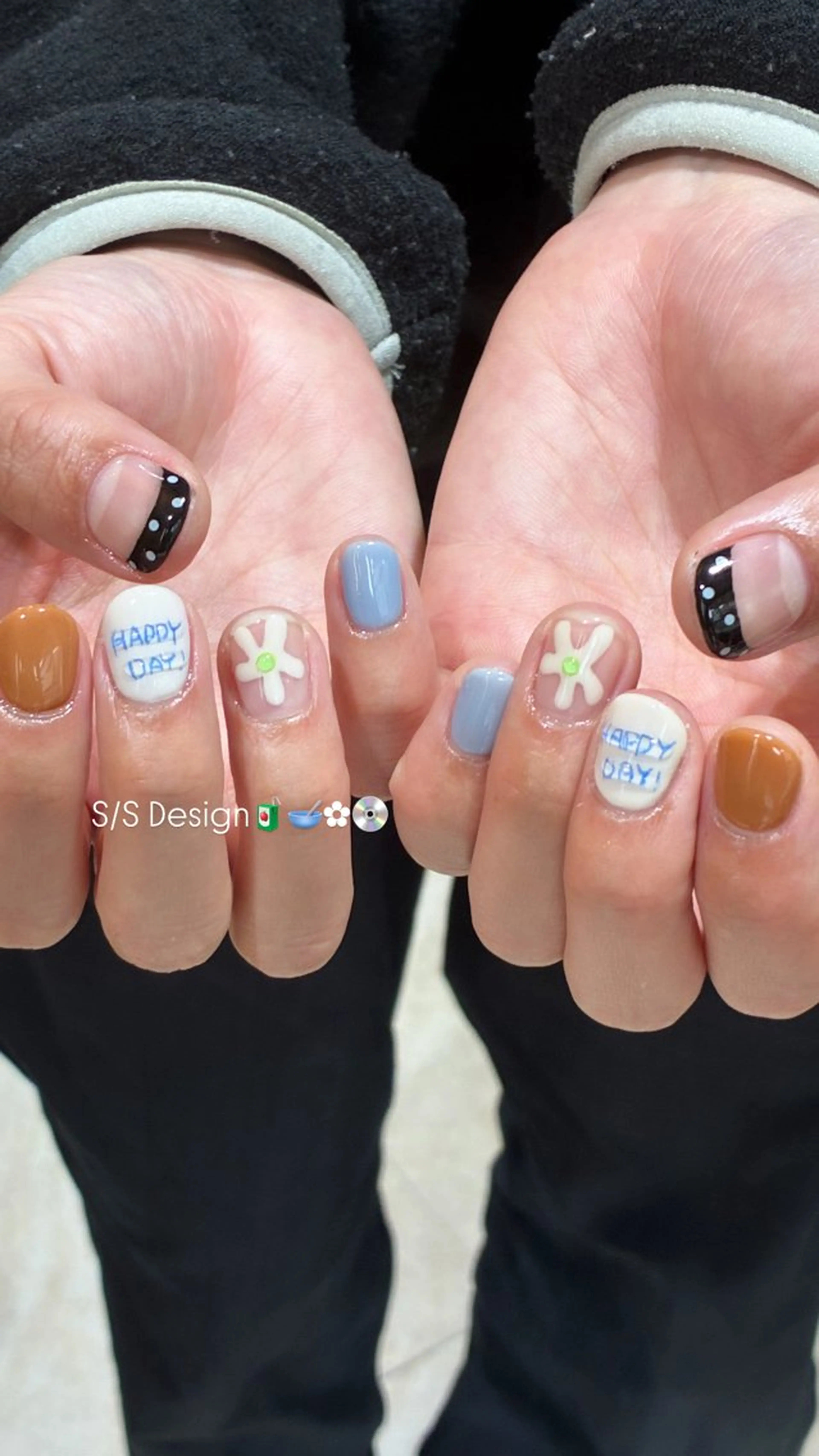 ネイル ハンドネイル Aki ୨୧のネイルデザイン